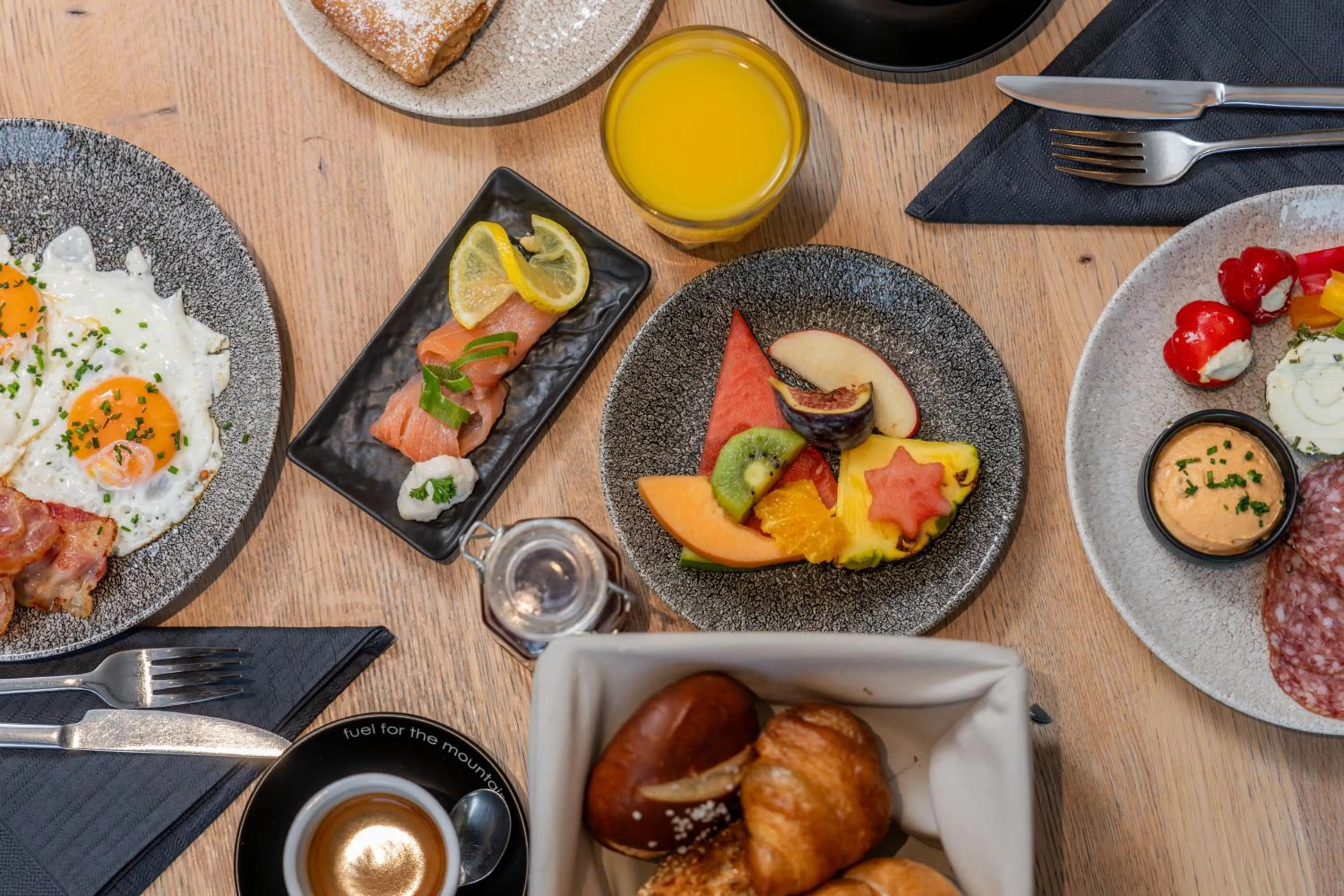 Restaurant/places to eat in Elements Resort Zell am See