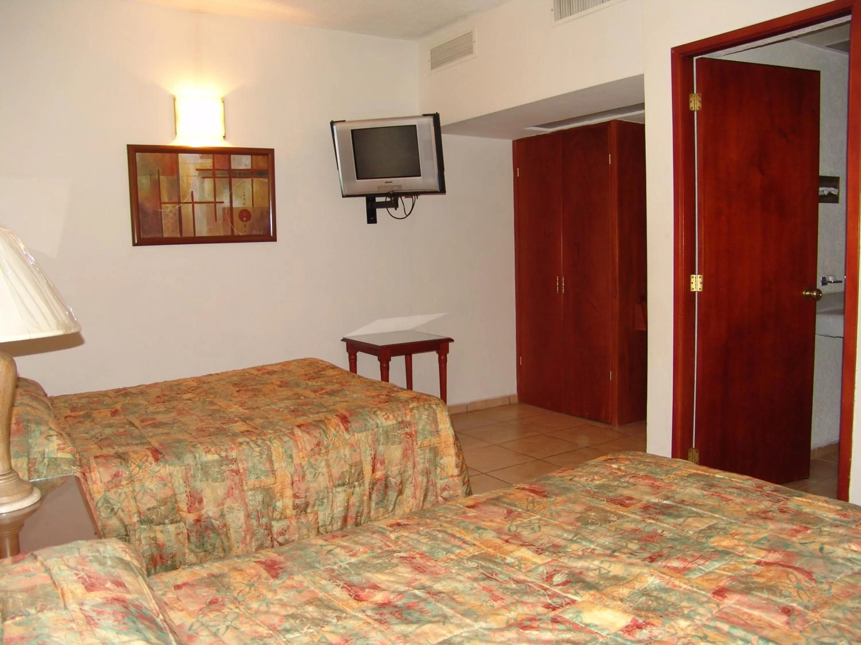 Photo of the whole room, Bed in Hotel Posada Arcos
