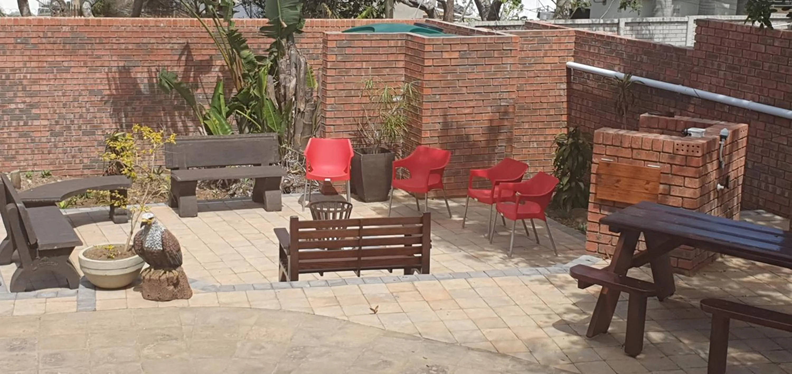 Patio in Bon A Vie Self-catering and b&b Gonubie Full Solar Power, no load shedding!
