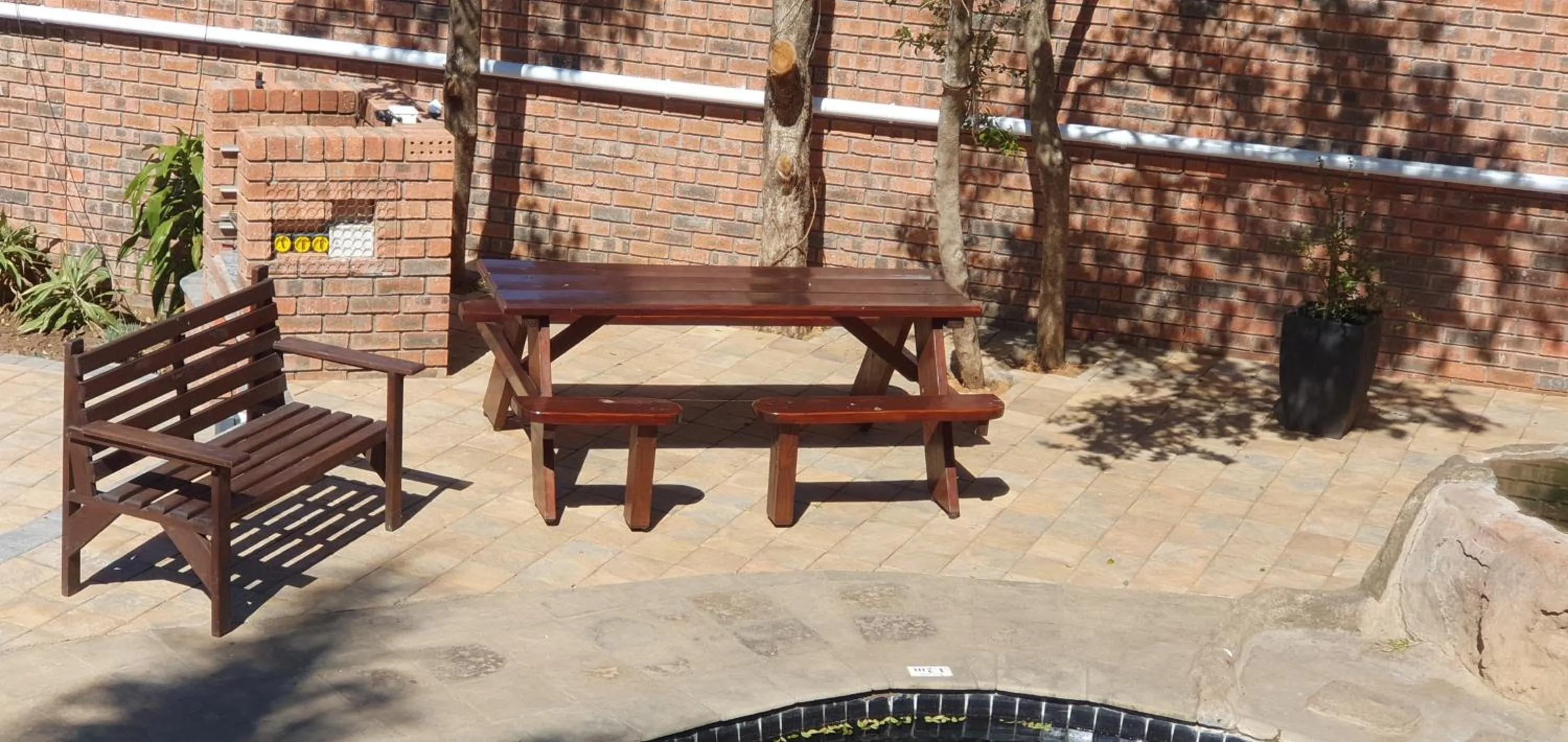 Day in Bon A Vie Self-catering and b&b Gonubie Full Solar Power, no load shedding!