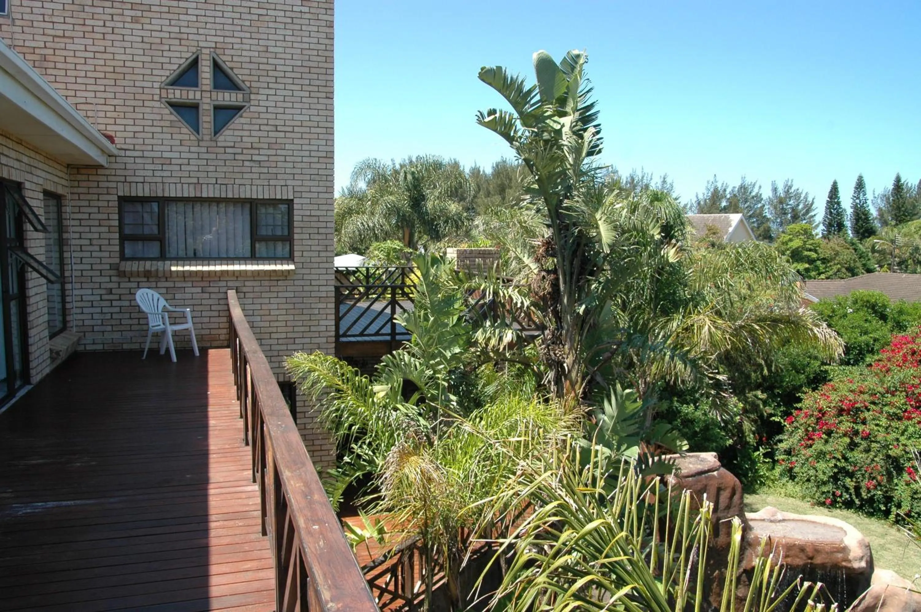 Balcony/Terrace in Bon A Vie Self-catering and b&b Gonubie Full Solar Power, no load shedding!