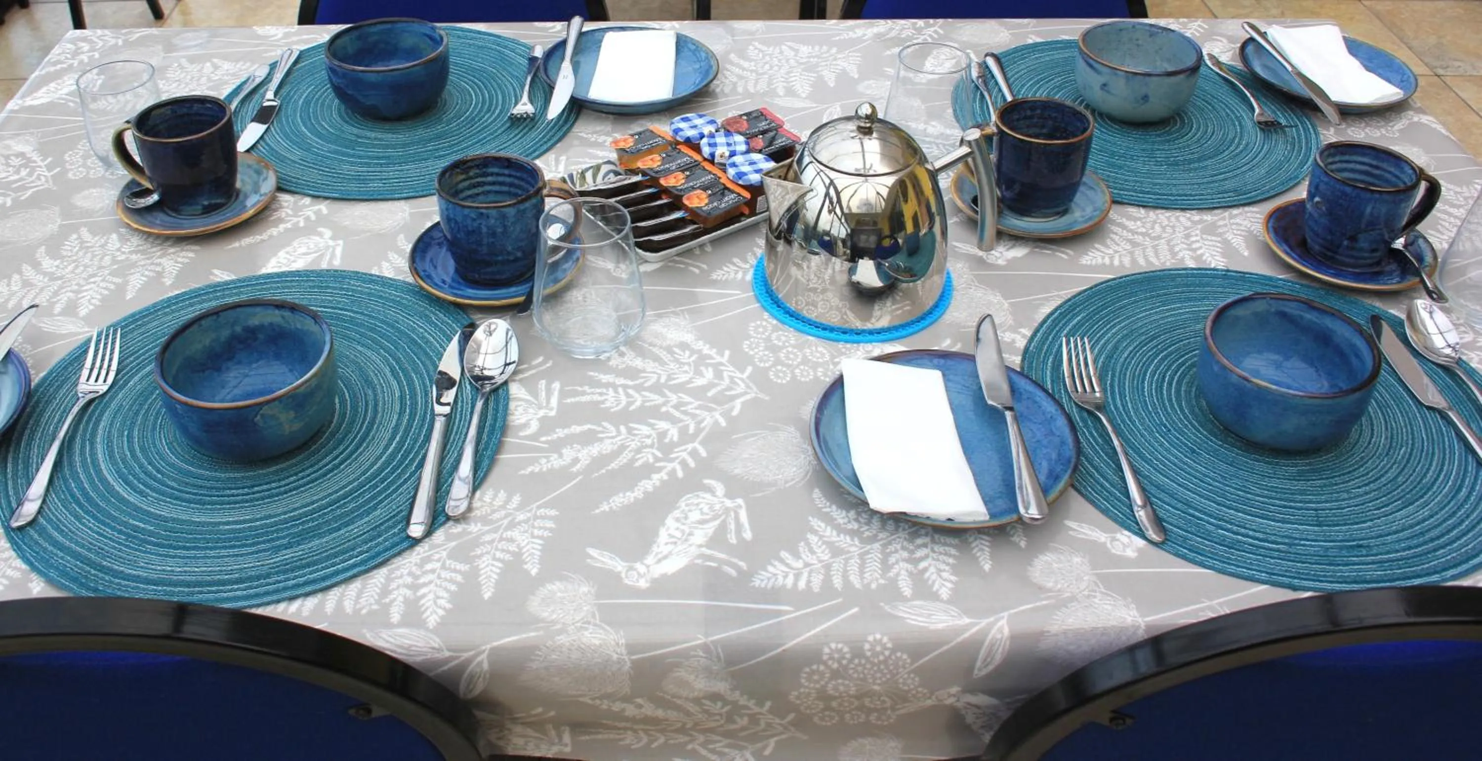 Breakfast in Cairnview Bed and Breakfast