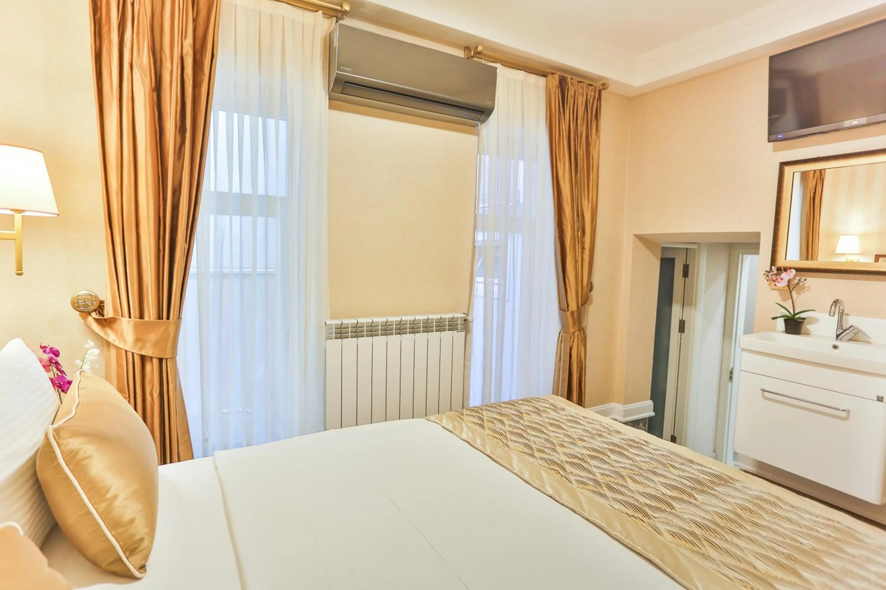 Bed in HANENDE HOTEL