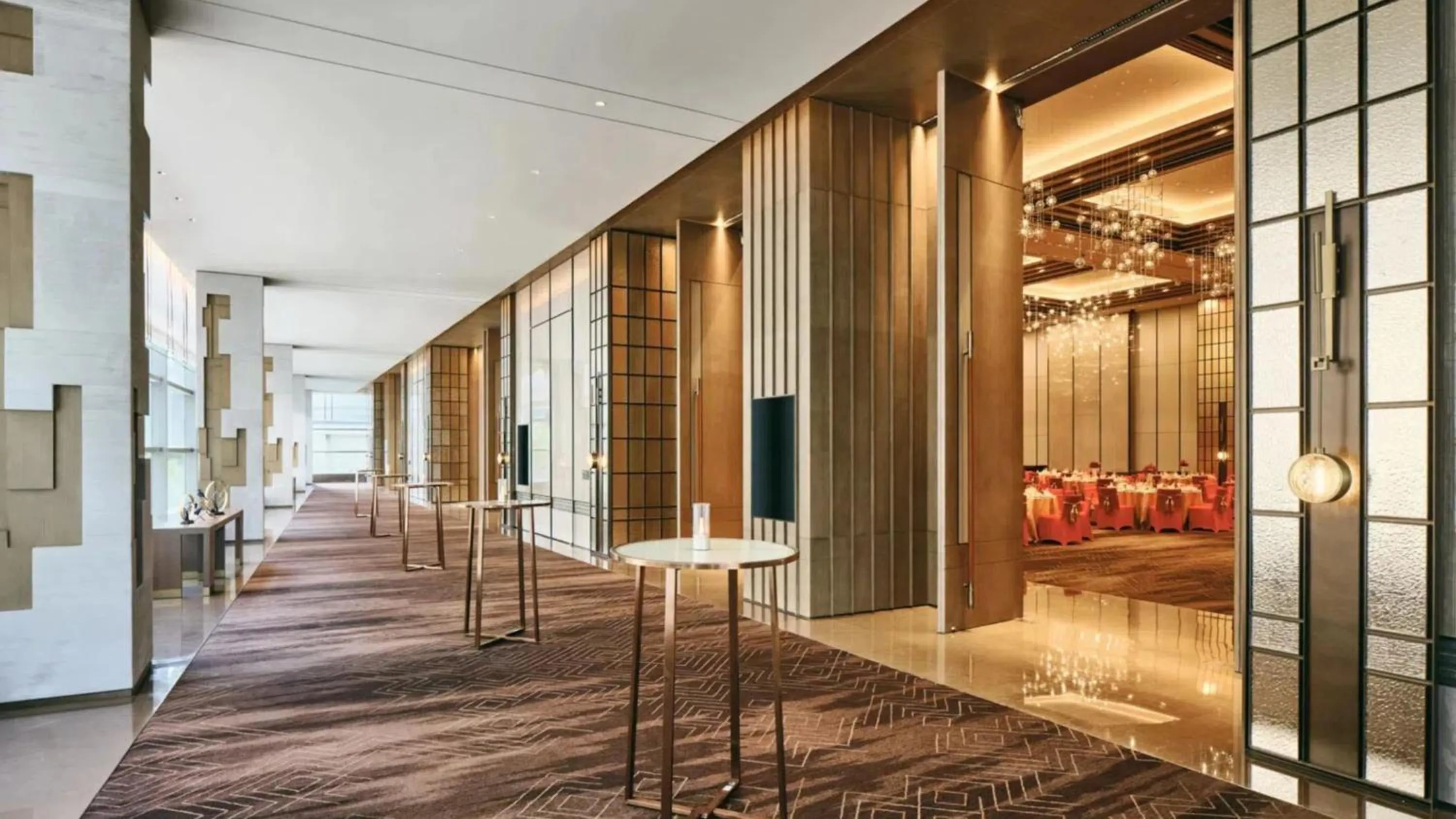 Meeting/conference room in InterContinental Xi'an North by IHG