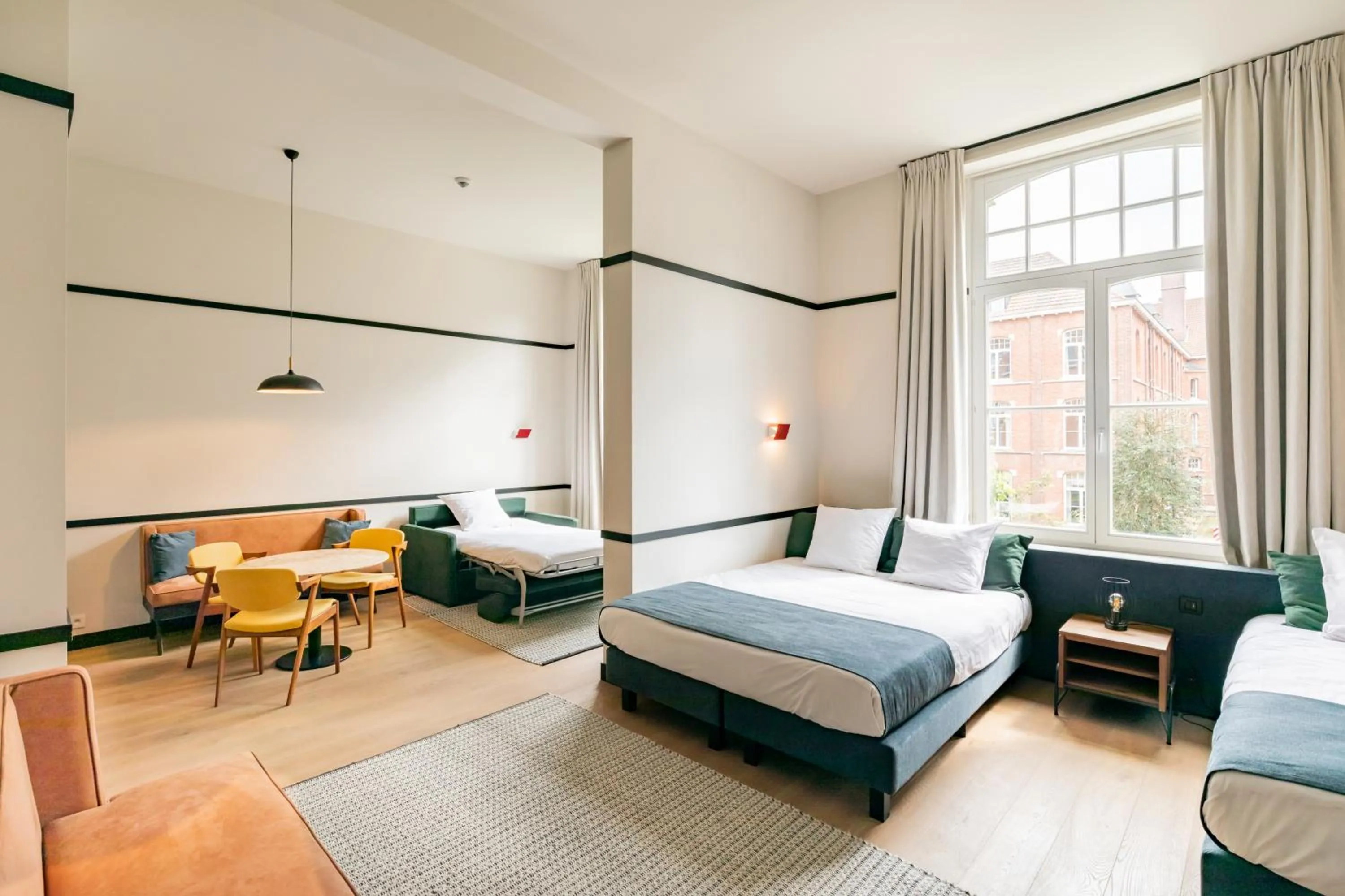 Family, Bed in Getaway Studios Gent