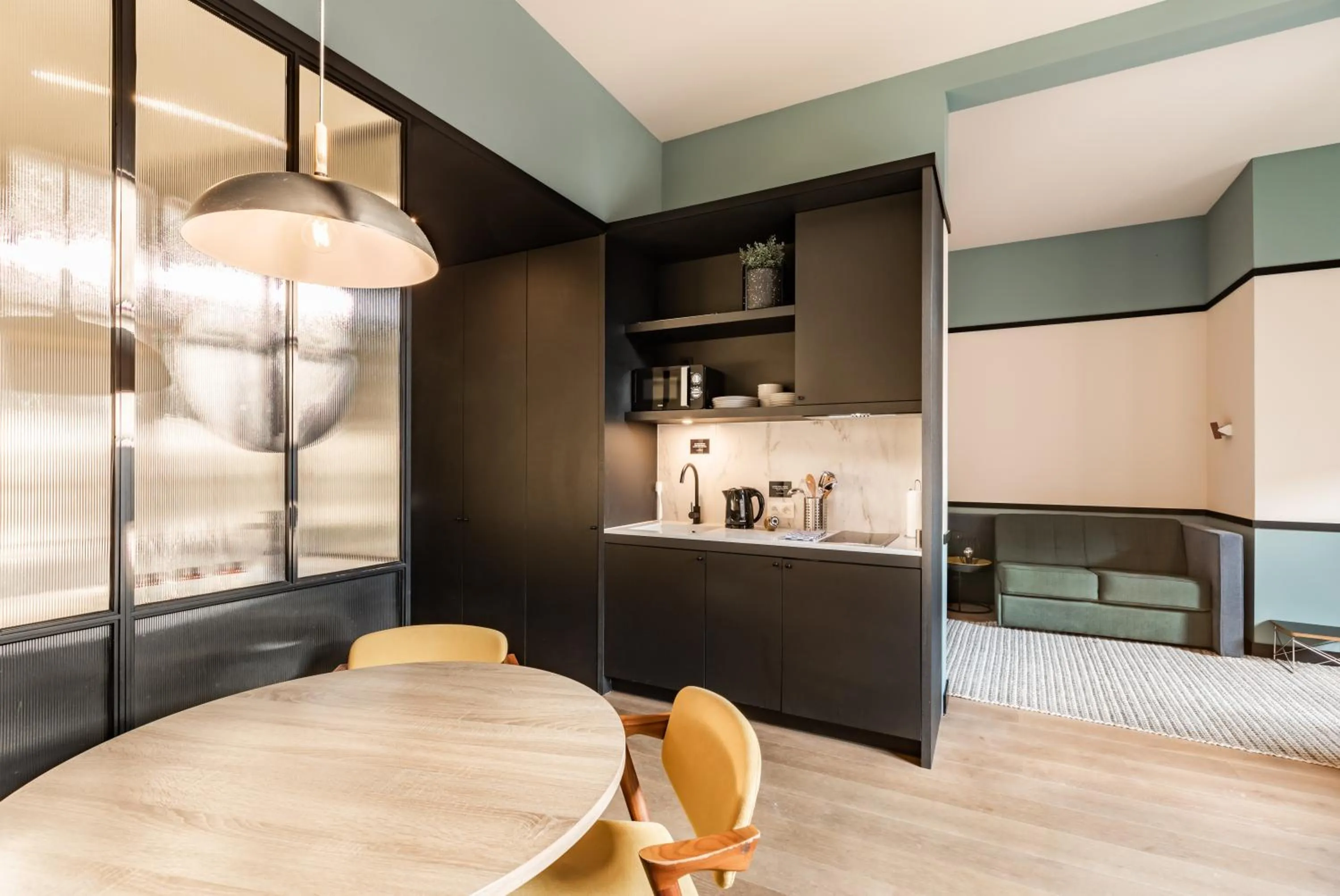 Kitchen or kitchenette in Getaway Studios Gent