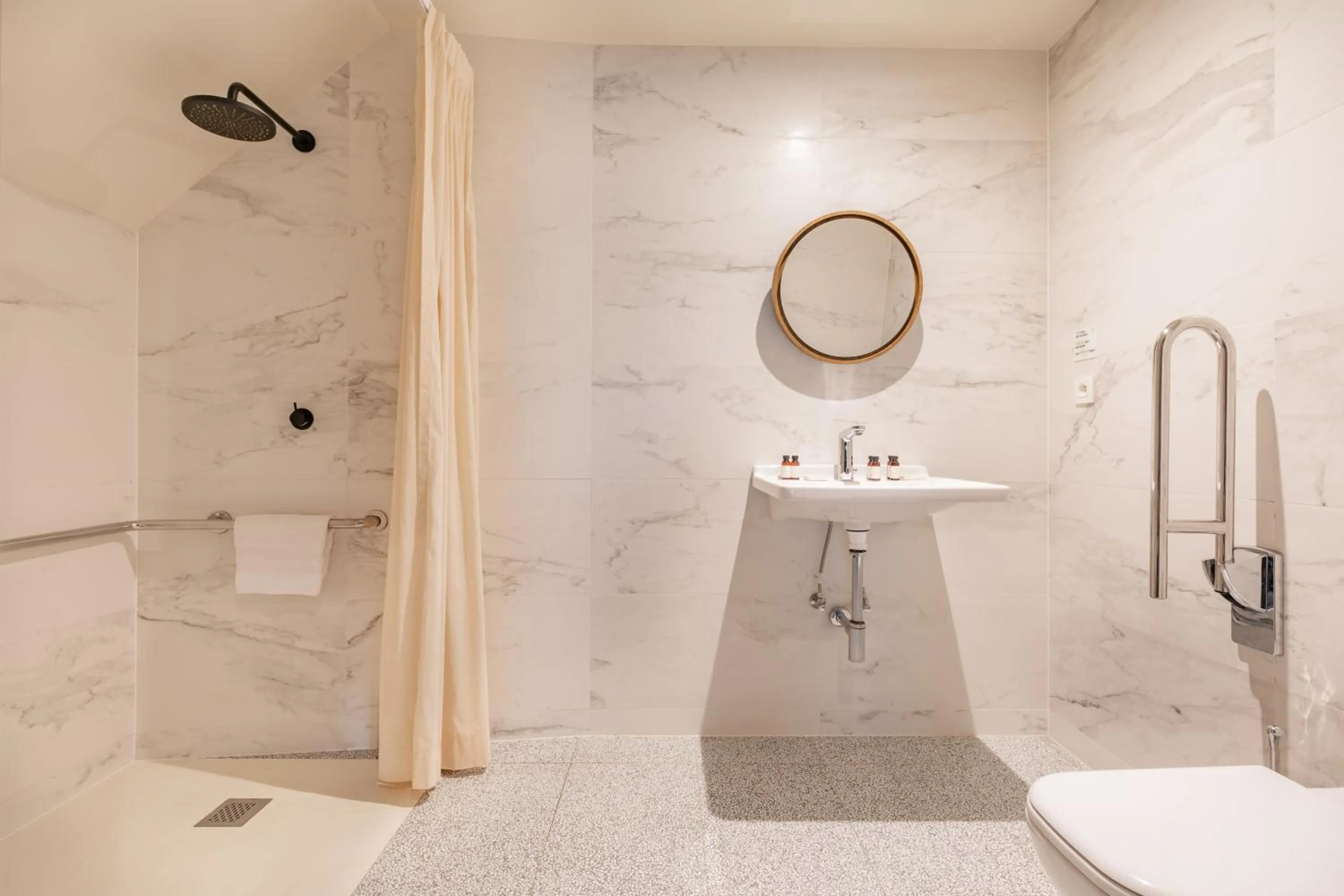 Shower in Getaway Studios Gent