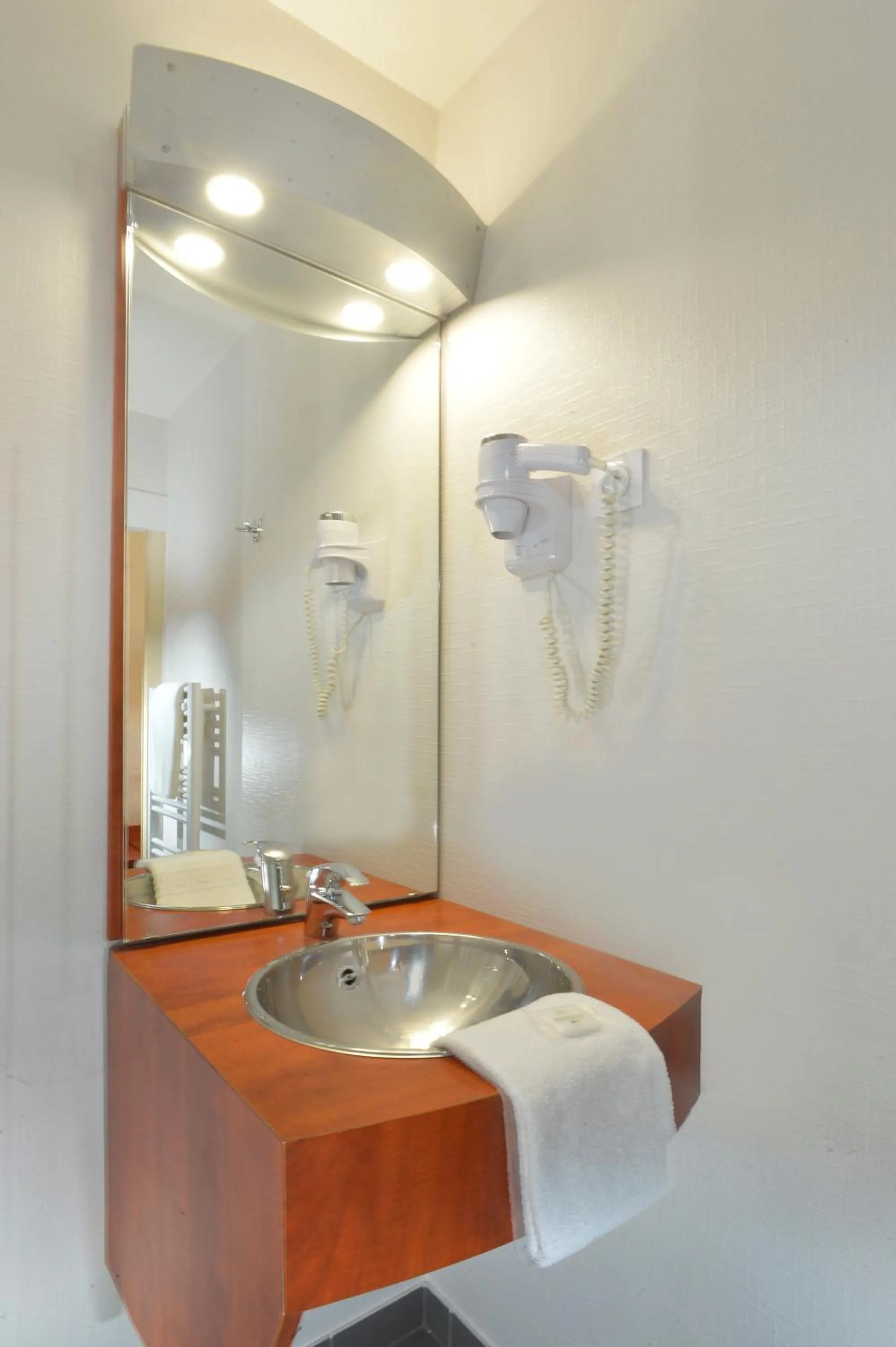 Brit Hotel Orléans St Jean de Braye - L'Antarès