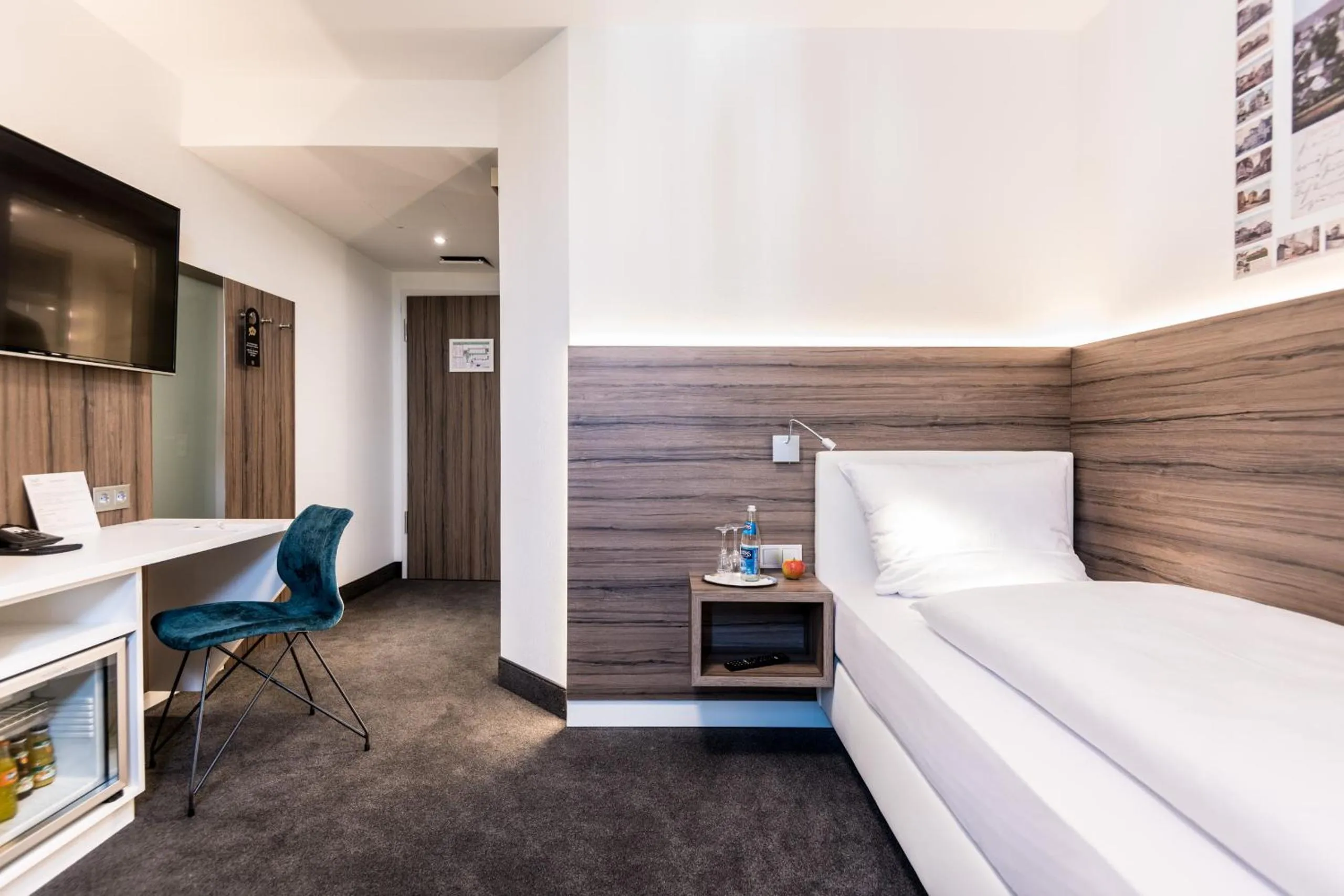 Photo of the whole room, Bed in Parkhotel Hachenburg