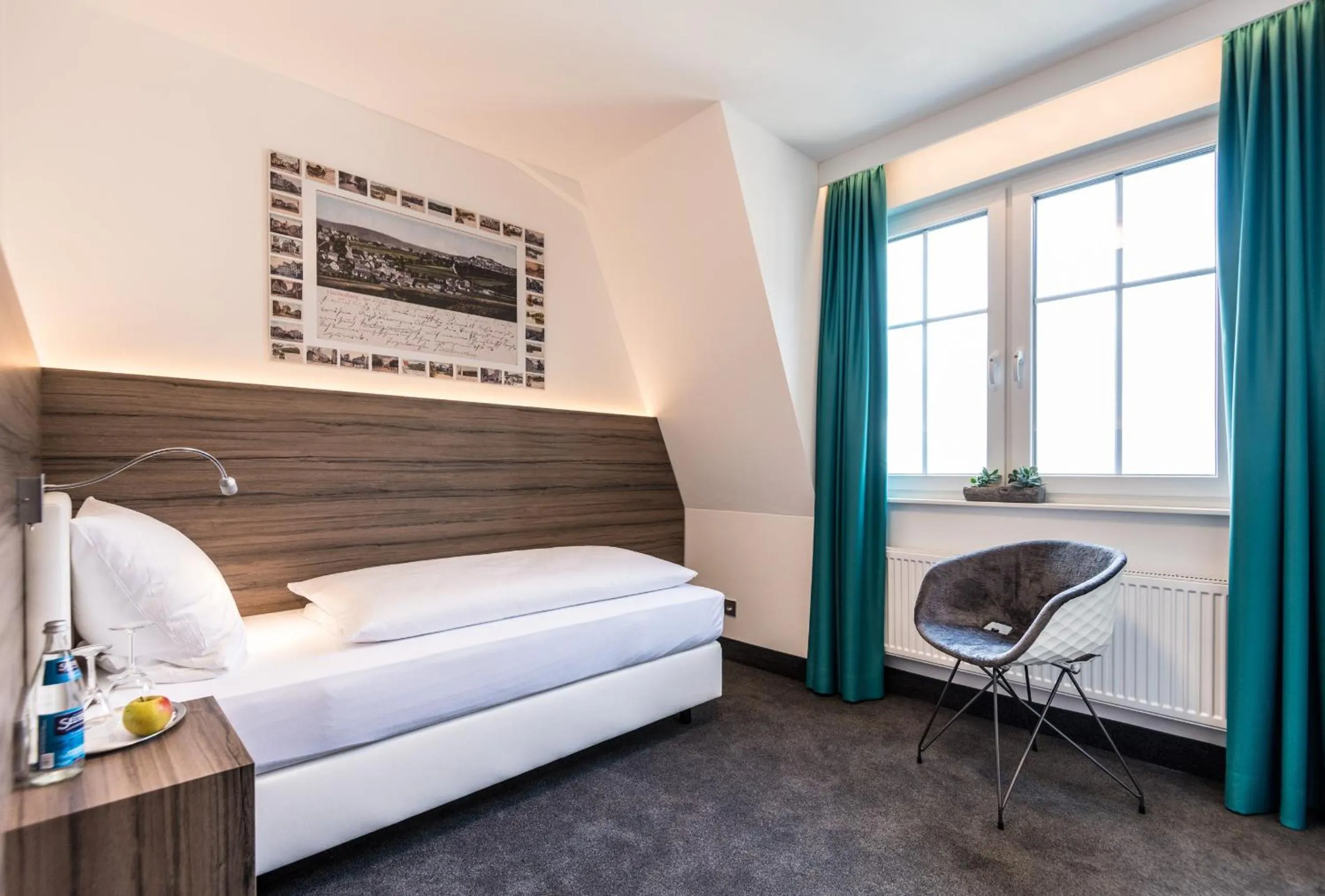 Photo of the whole room, Bed in Parkhotel Hachenburg