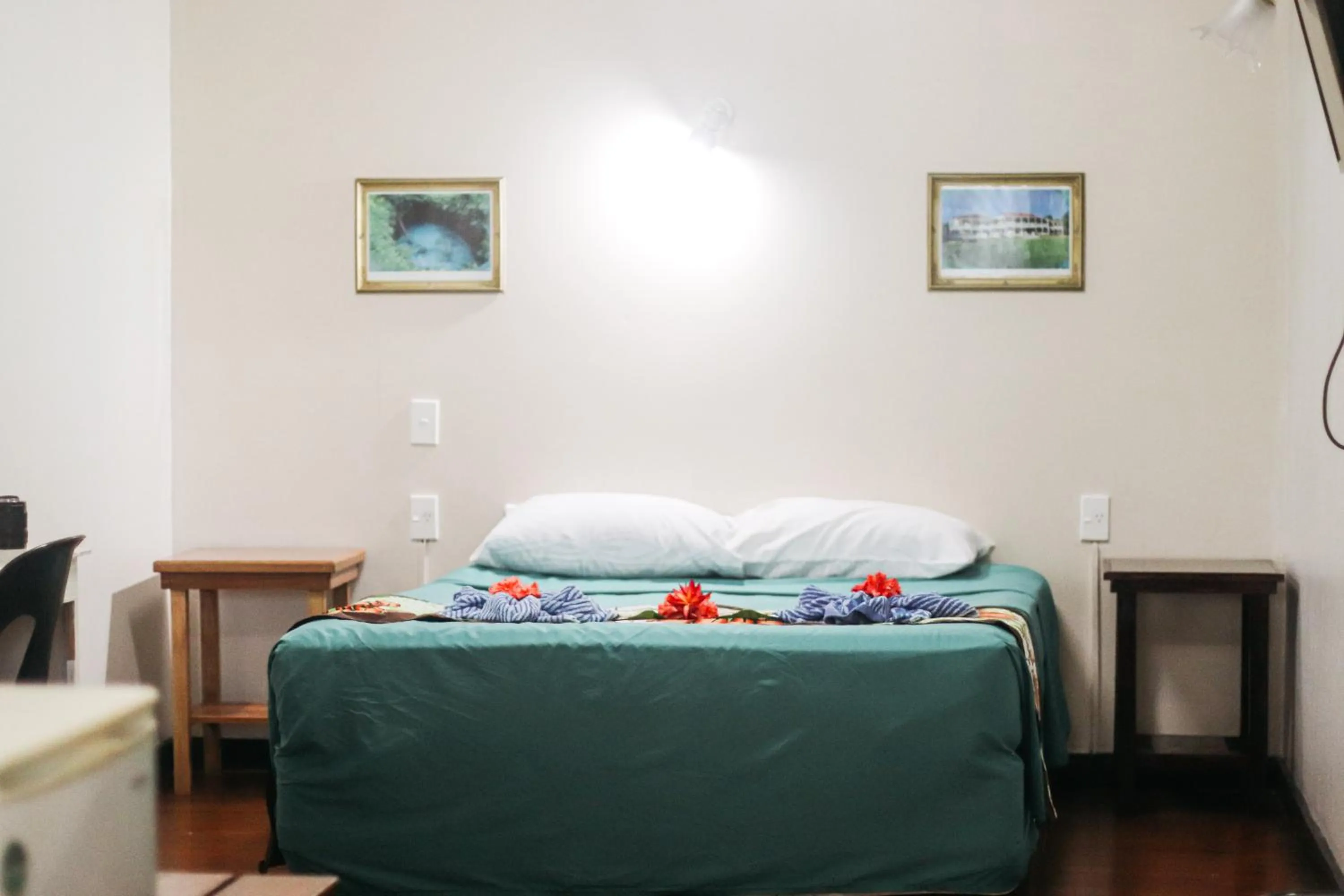 Bed in Hotel Millenia Samoa