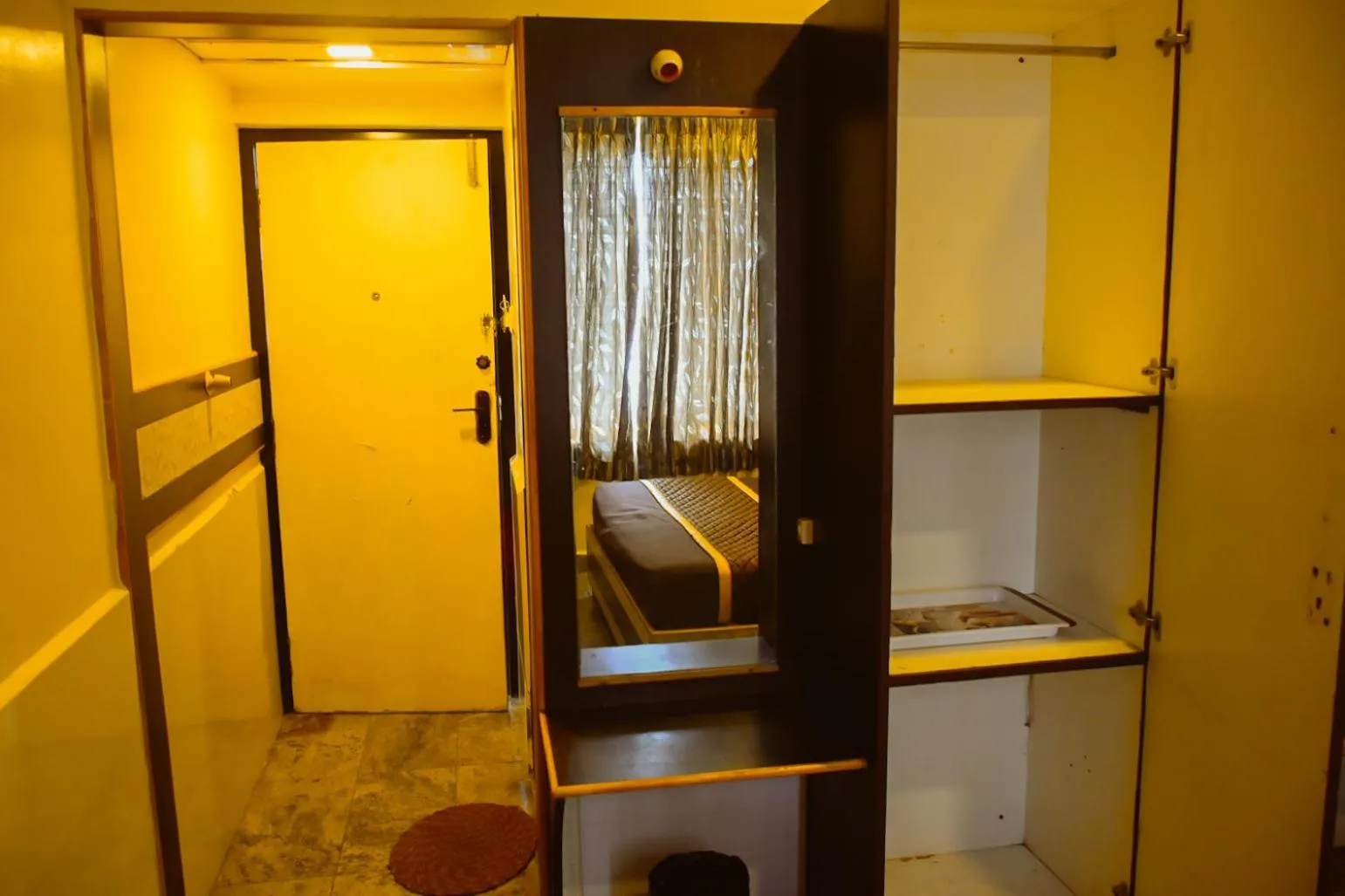 Photo of the whole room in Madurai Grands Inn