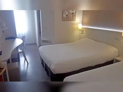 Bed in The Originals City, Hôtel Alizéa, Le Mans Nord