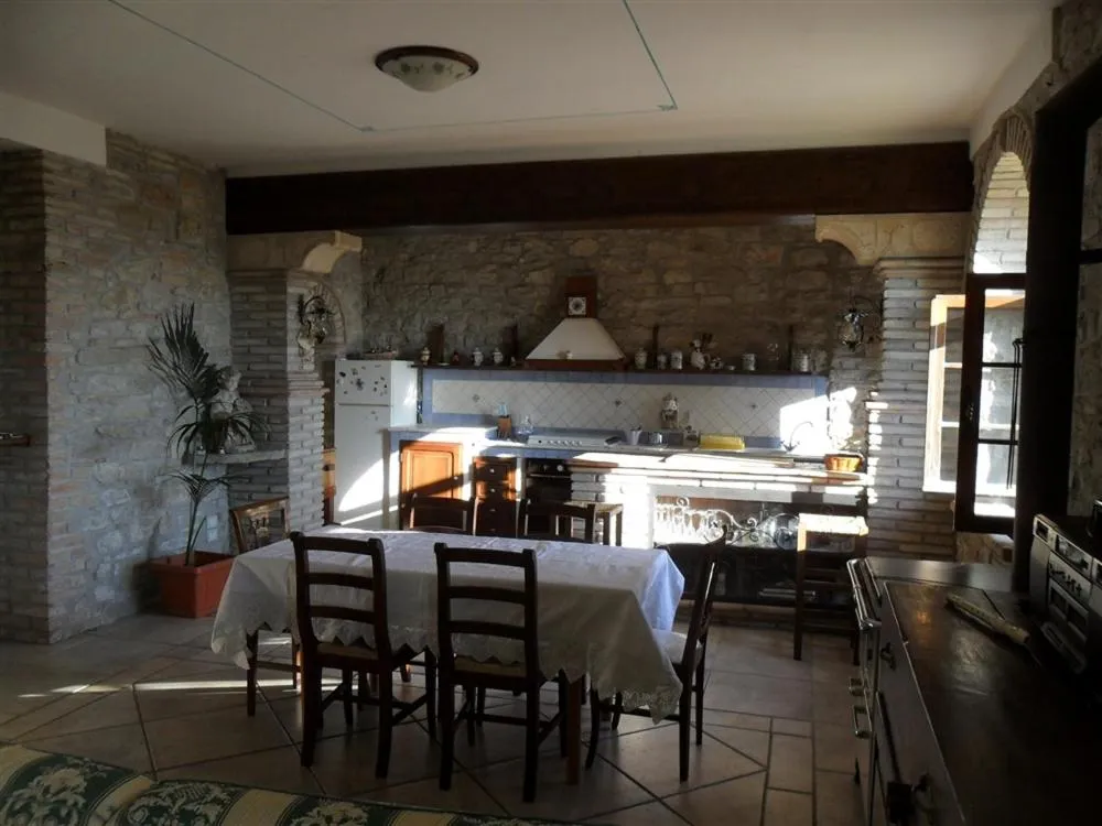 Seating area in La Cinci Allegra