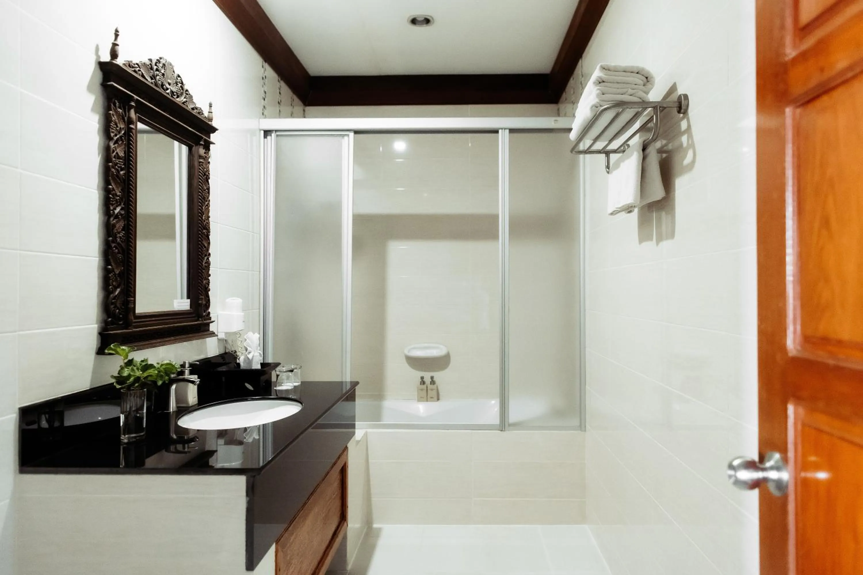 Bathroom in Athena Hotel