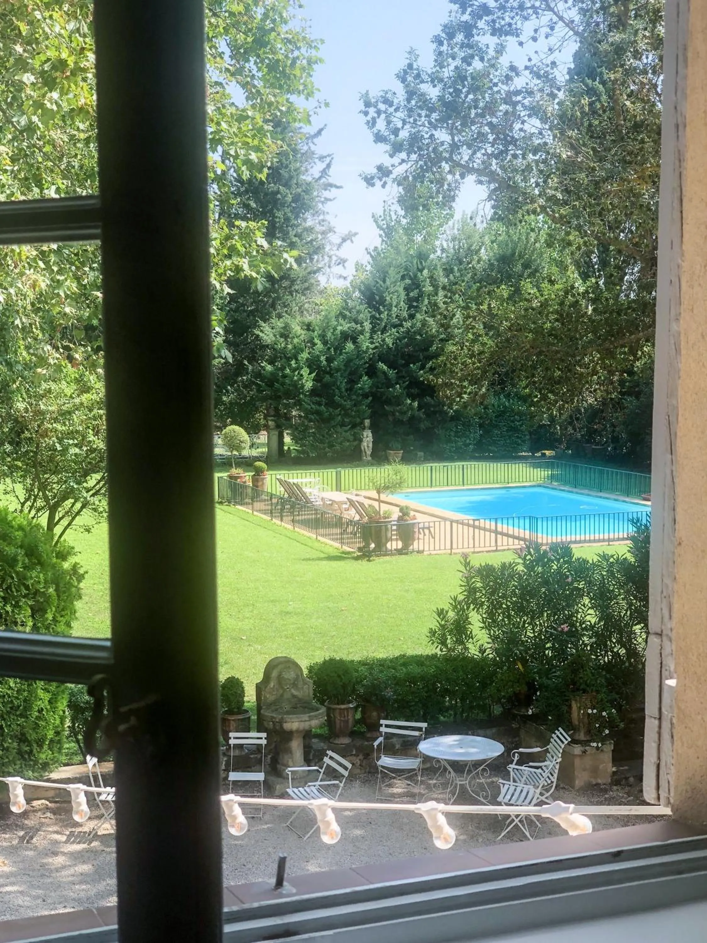 Garden view in Château de Saint-Girons - Luxury Guest House in Provence