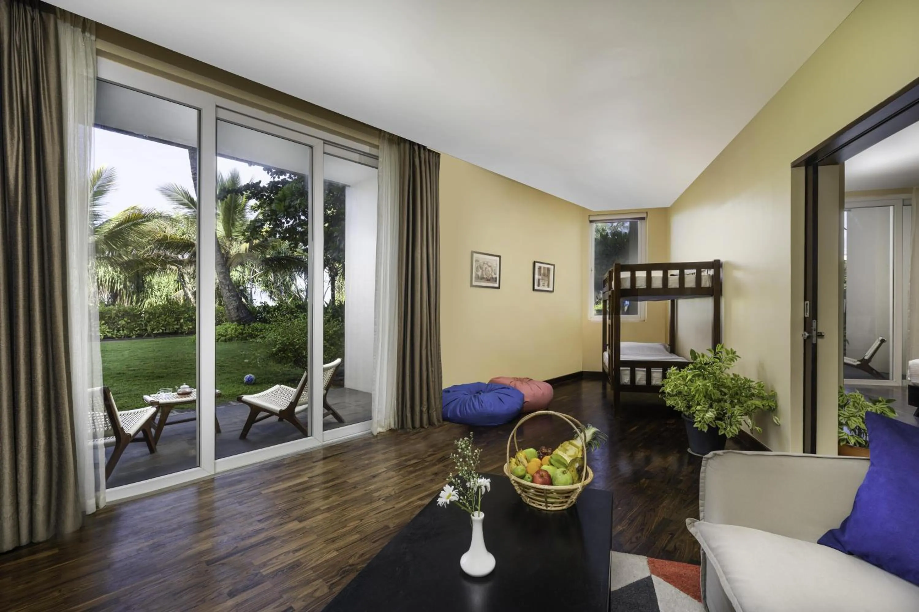 Living room in NH Bentota Ceysands Resort