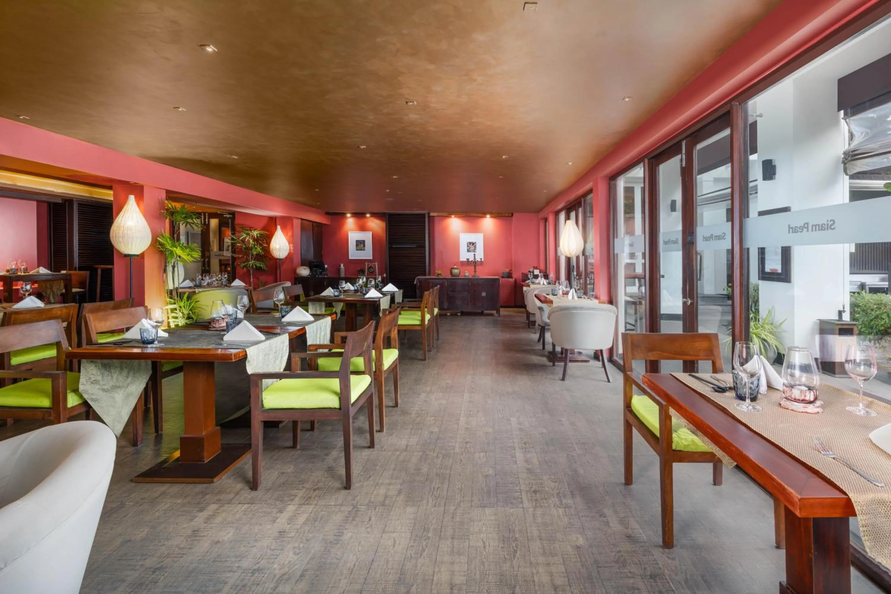 Restaurant/places to eat in NH Bentota Ceysands Resort