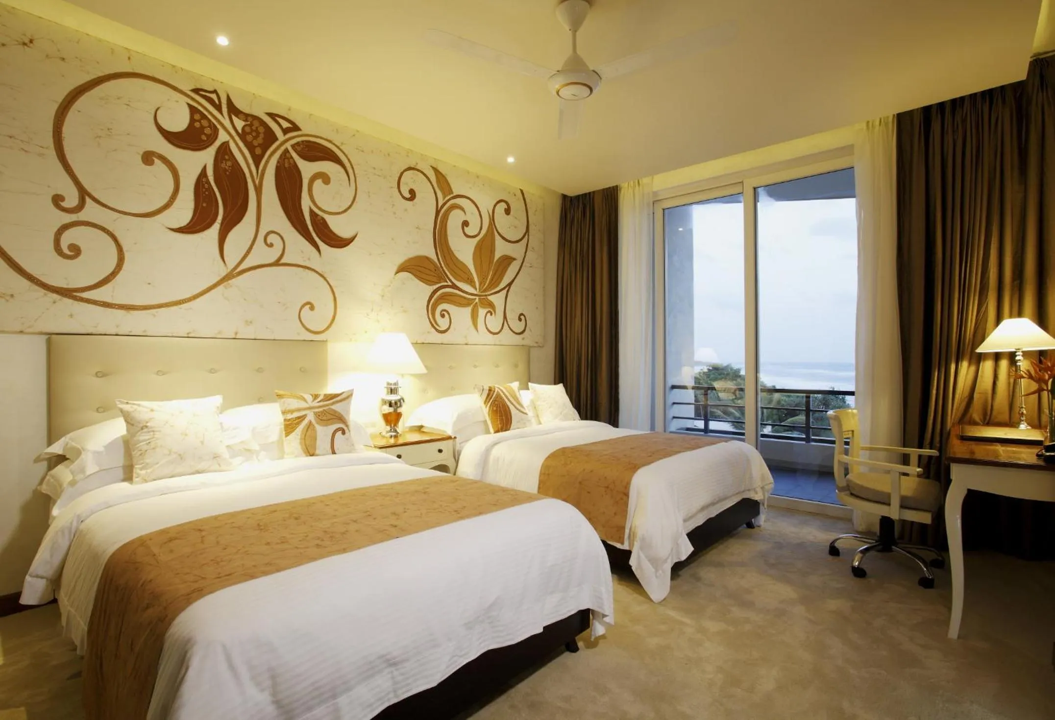 Photo of the whole room, Bed in NH Bentota Ceysands Resort