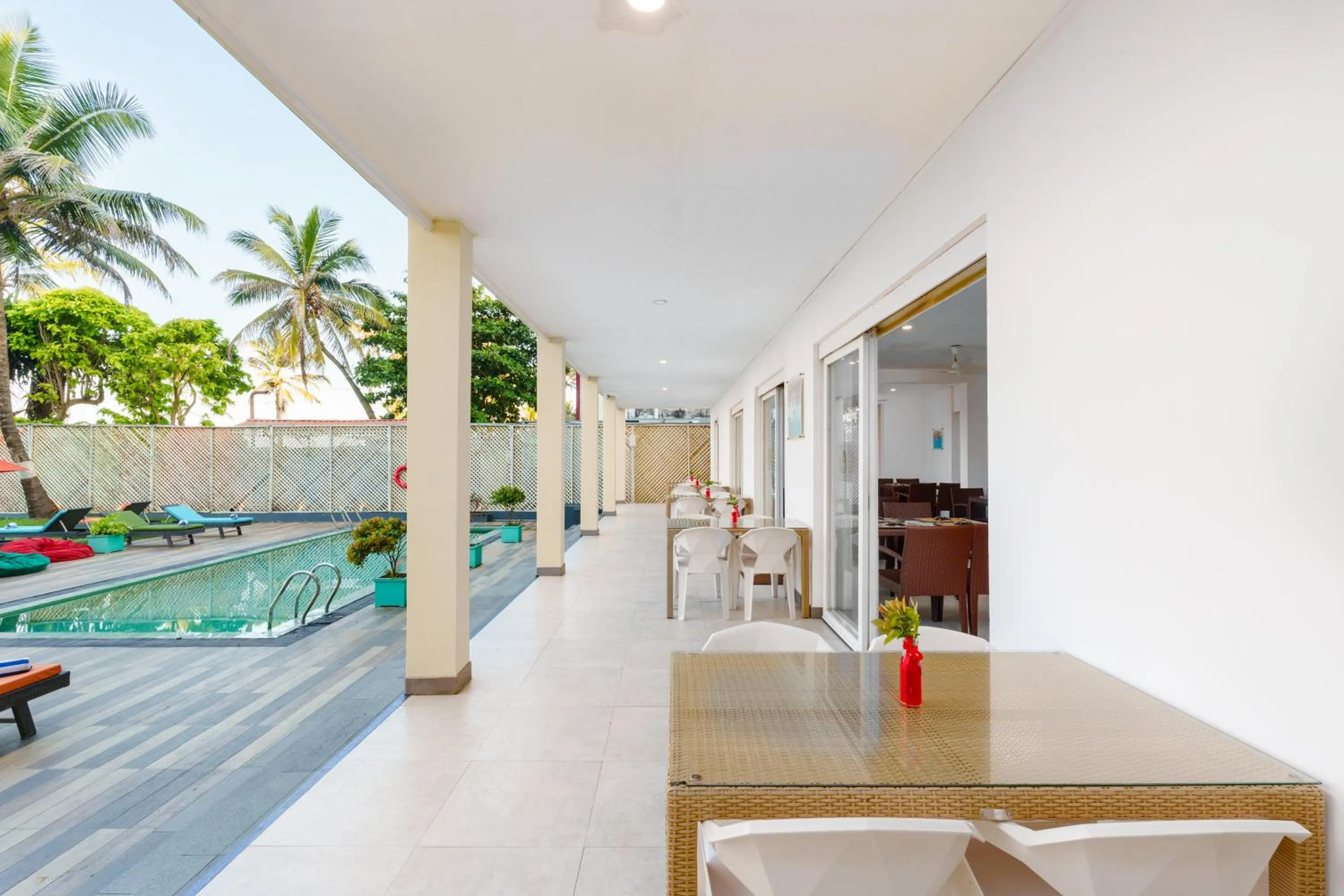 Restaurant/places to eat in Hotel J Negombo