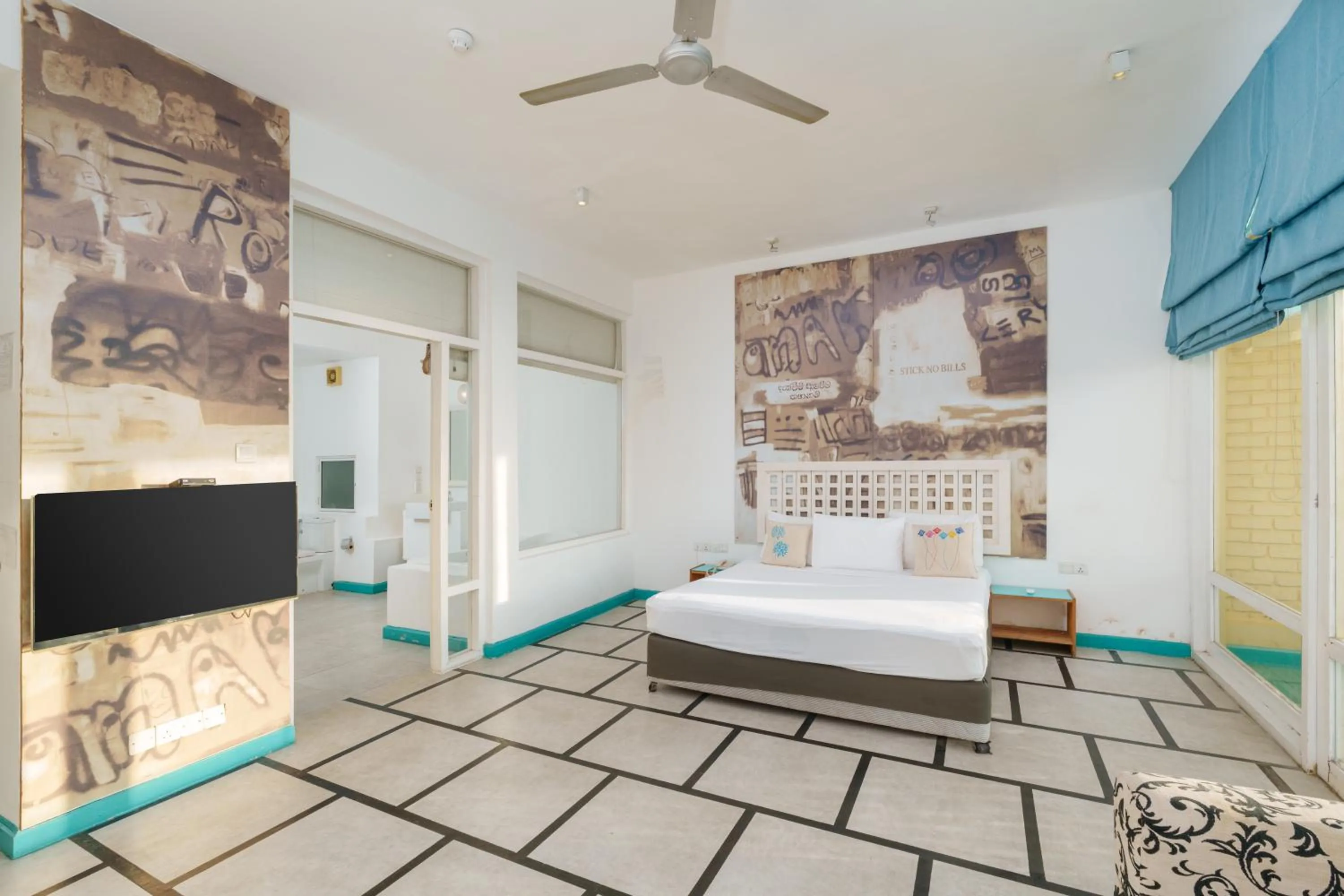 Bed in Hotel J Negombo