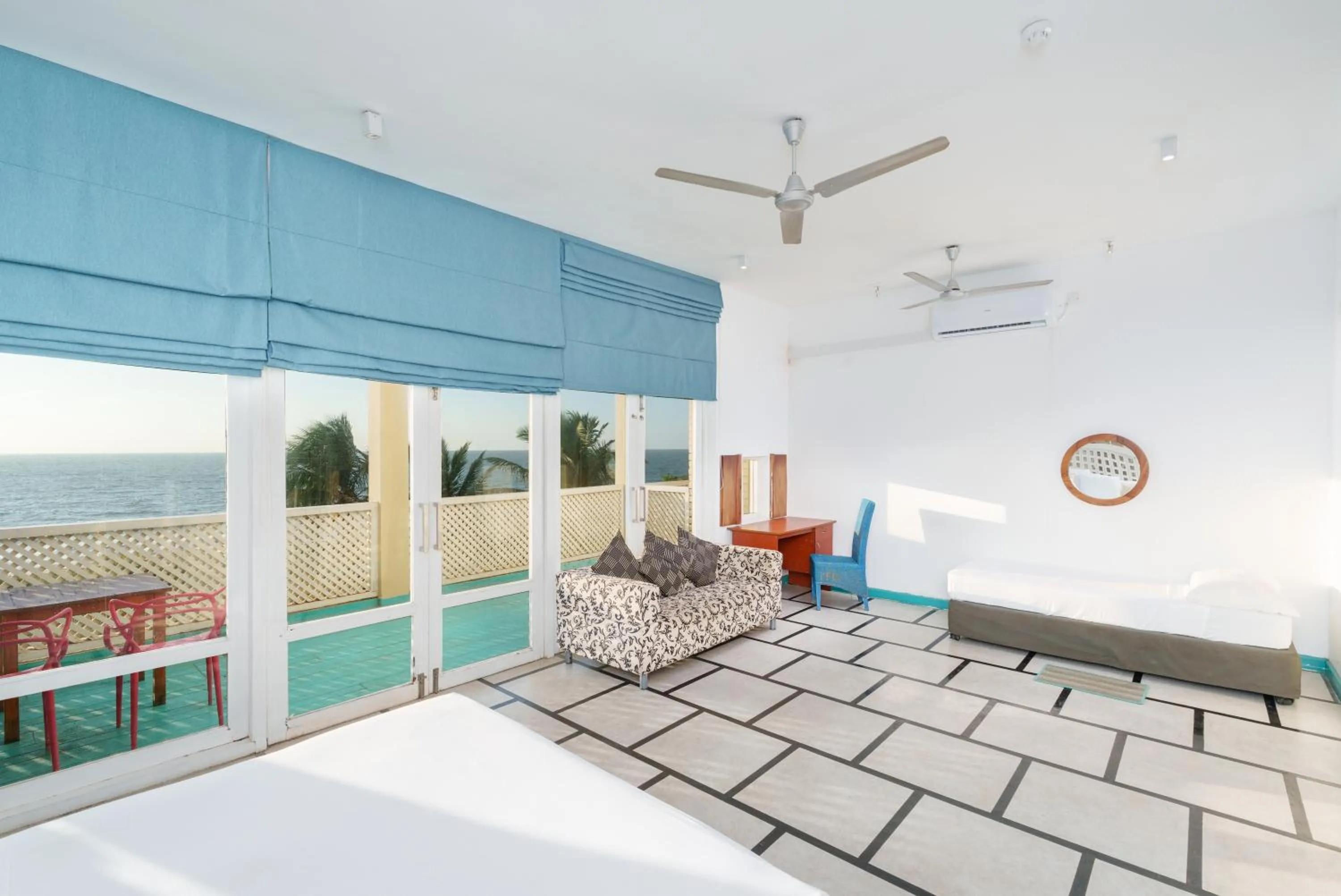 Bed in Hotel J Negombo