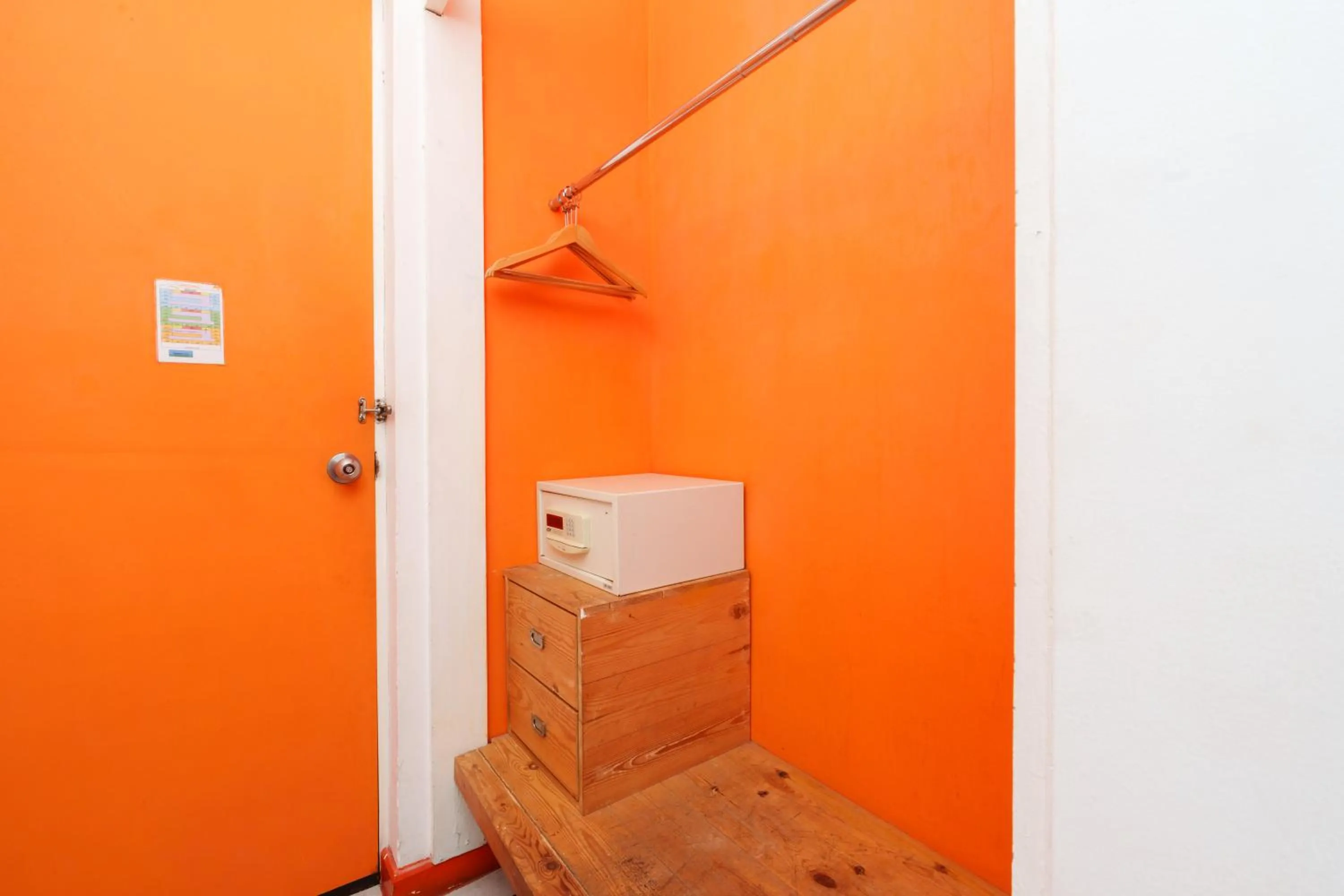 safe in Hotel J Negombo