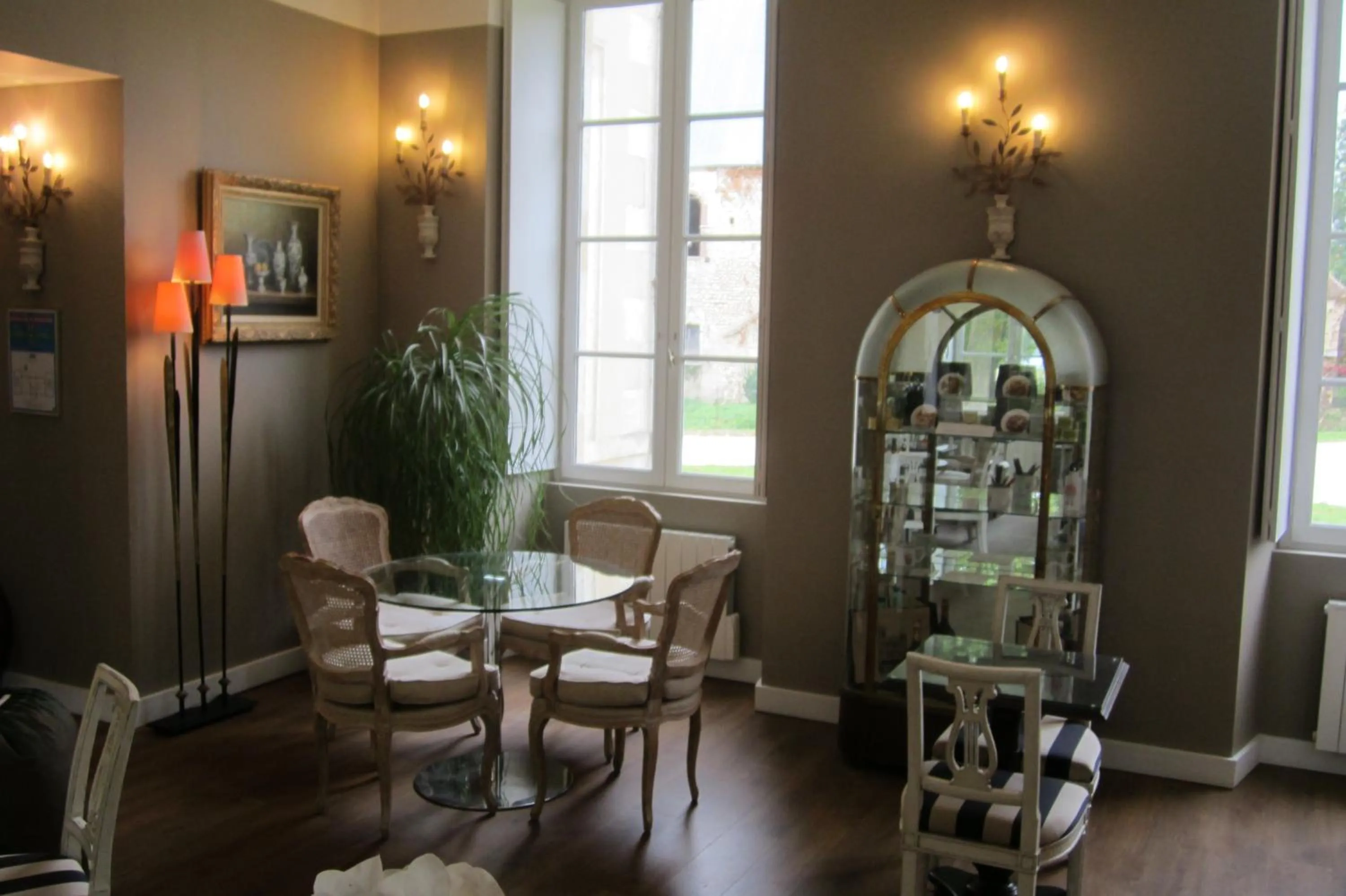 Château De Lazenay - Résidence Hôtelière