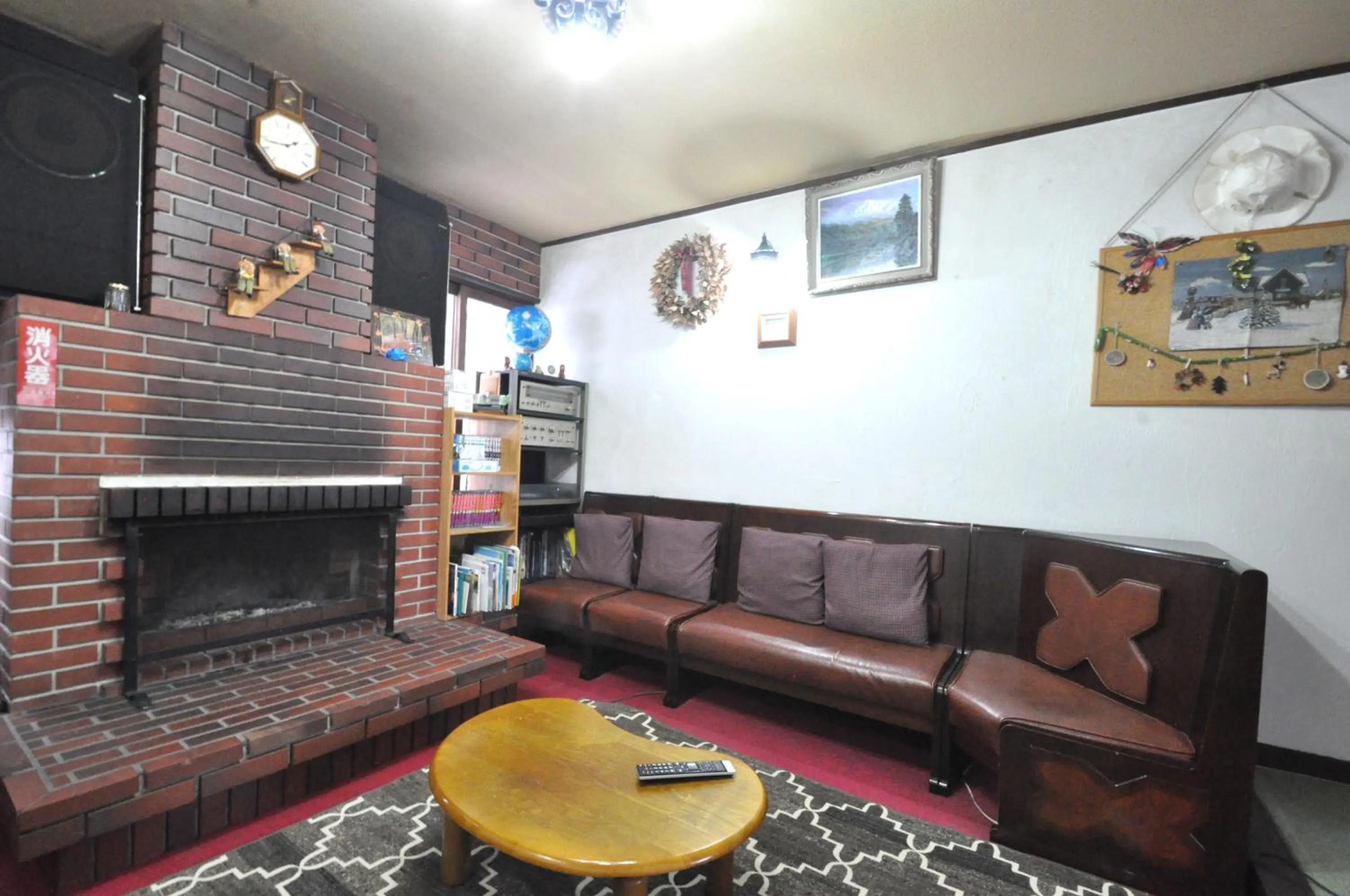 Communal lounge/ TV room in Pension Risuno Koya