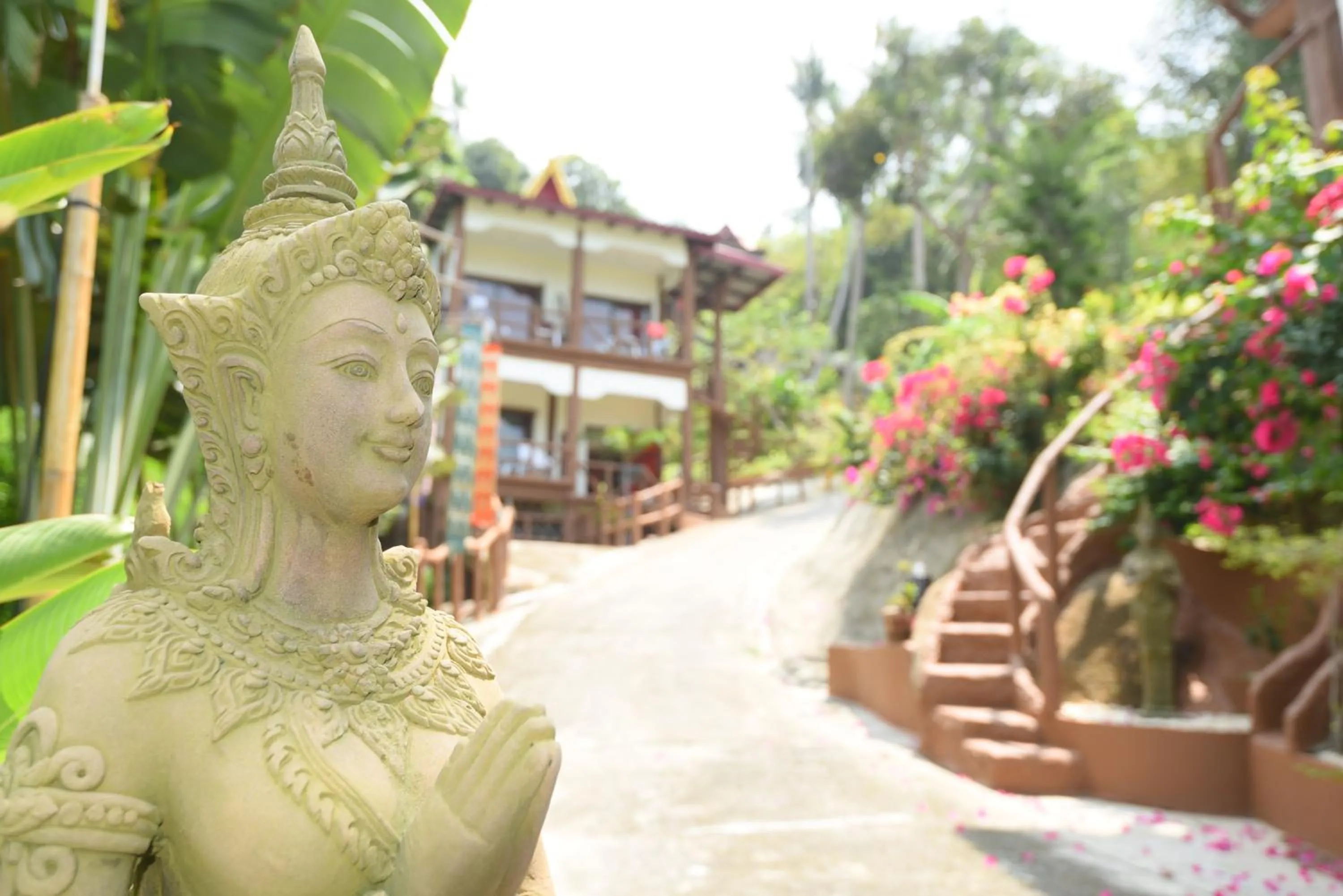 Decorative detail in Moonstone Studio