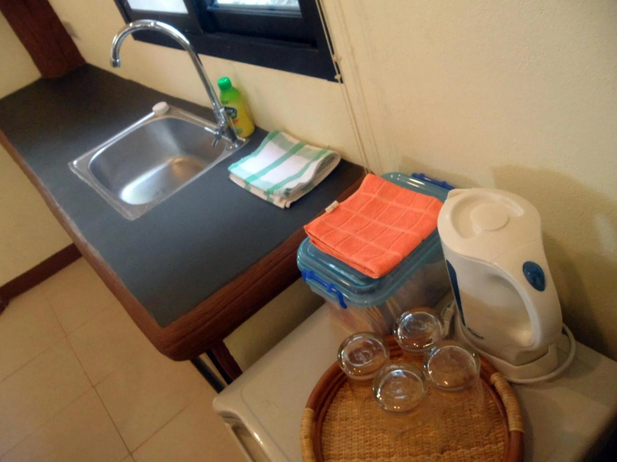 Coffee/tea facilities in Moonstone Studio