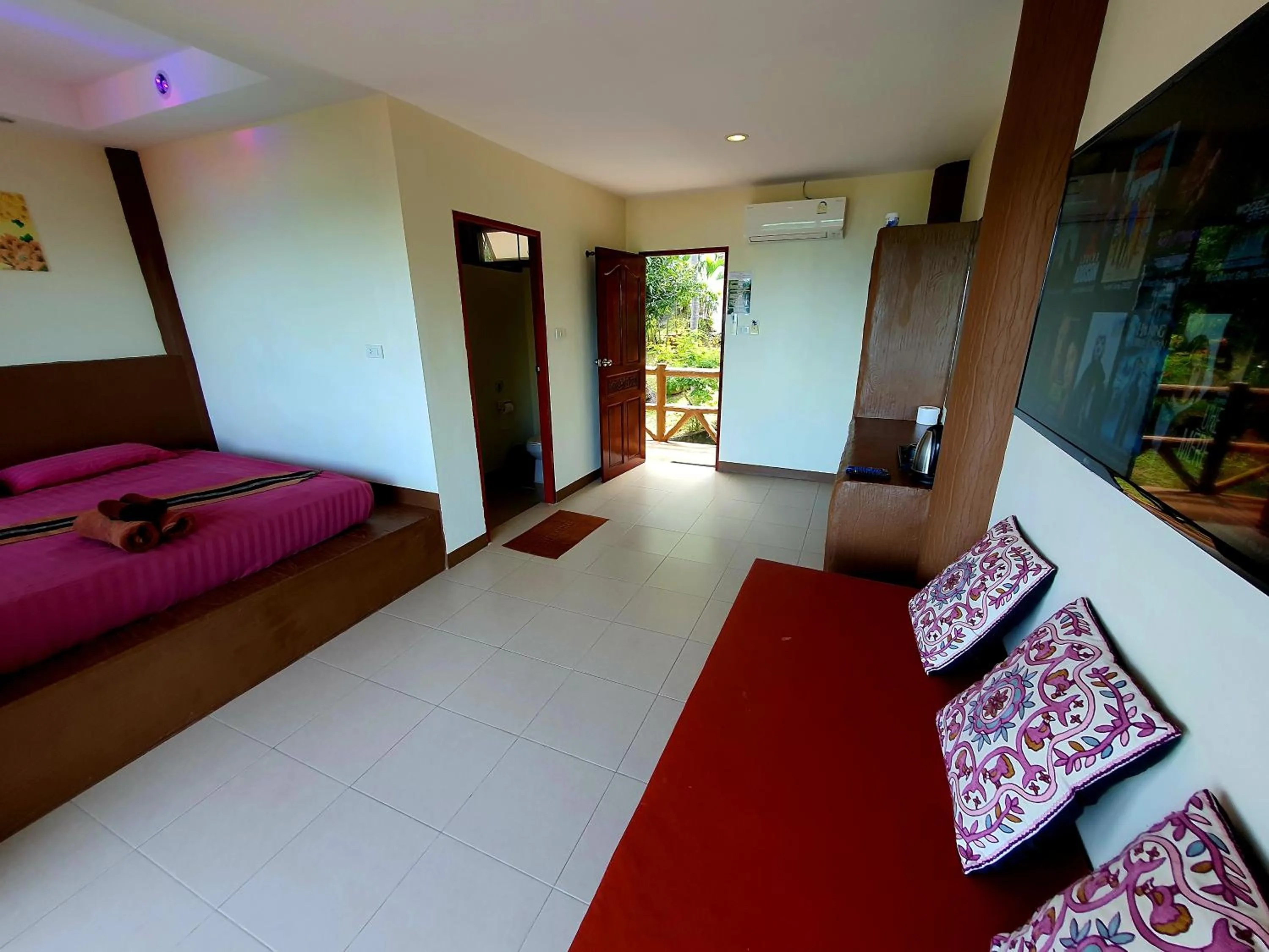 Bedroom, Bed in Moonstone Studio