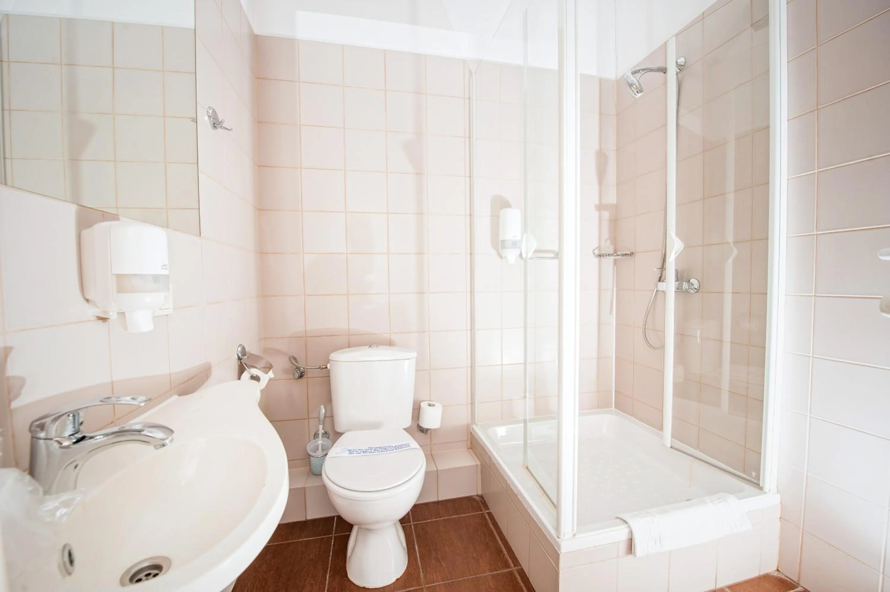 Bathroom in Hotel Jarota