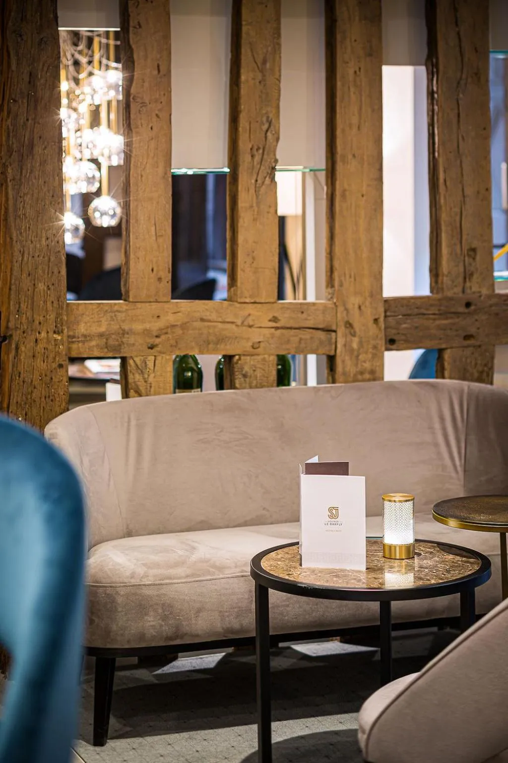 Lounge or bar in Hotel Relais Saint Jean Troyes