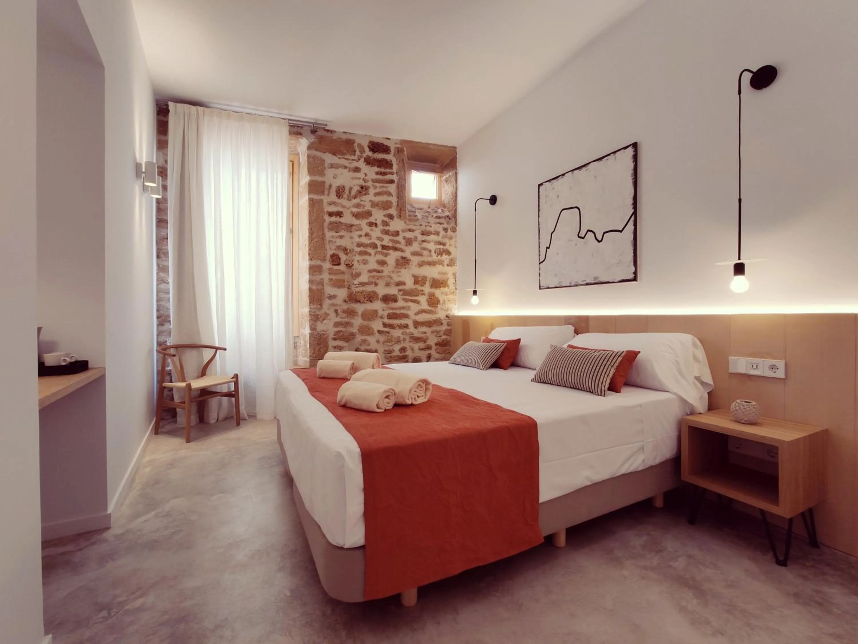 Photo of the whole room in ARA Alcudia