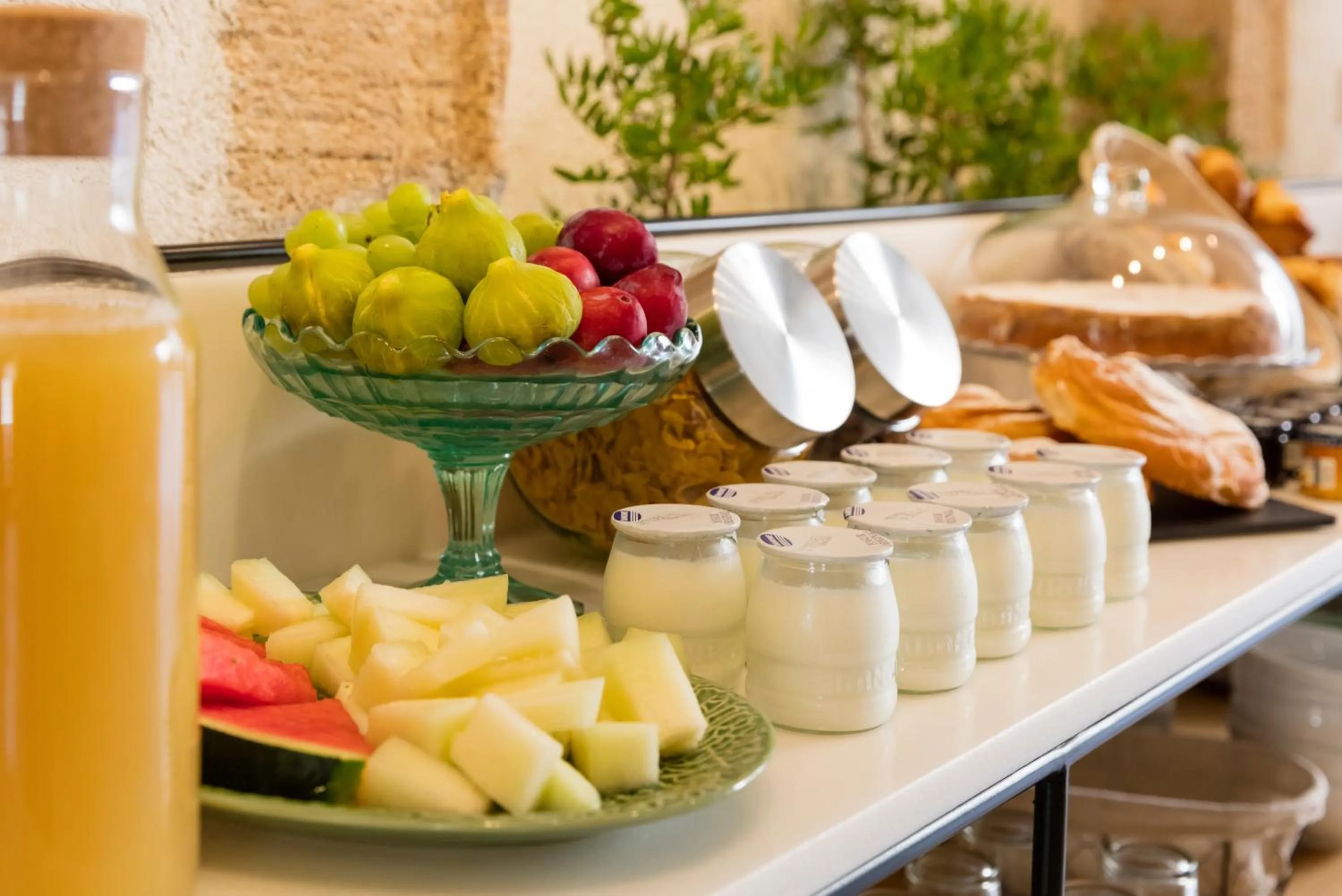 Buffet breakfast in ARA Alcudia