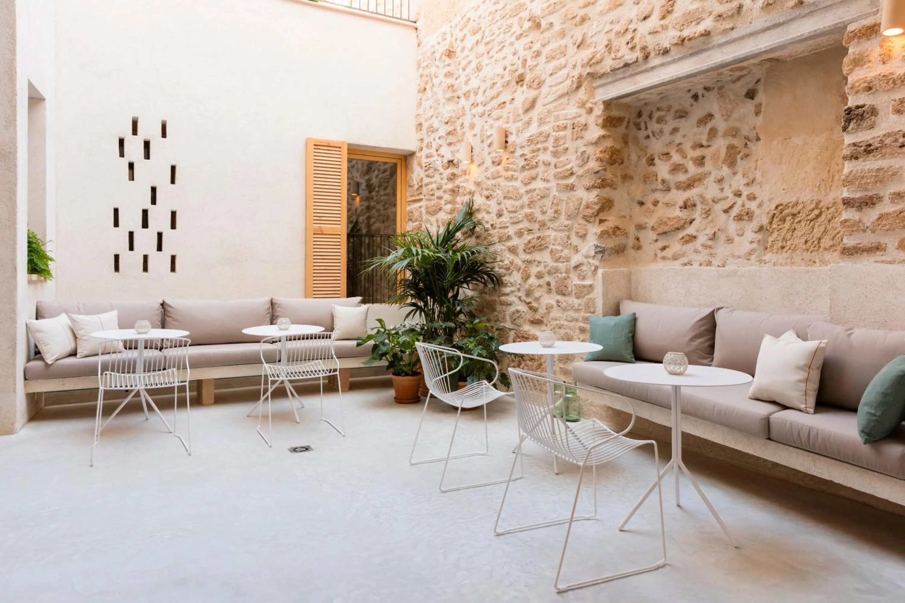 Patio in ARA Alcudia