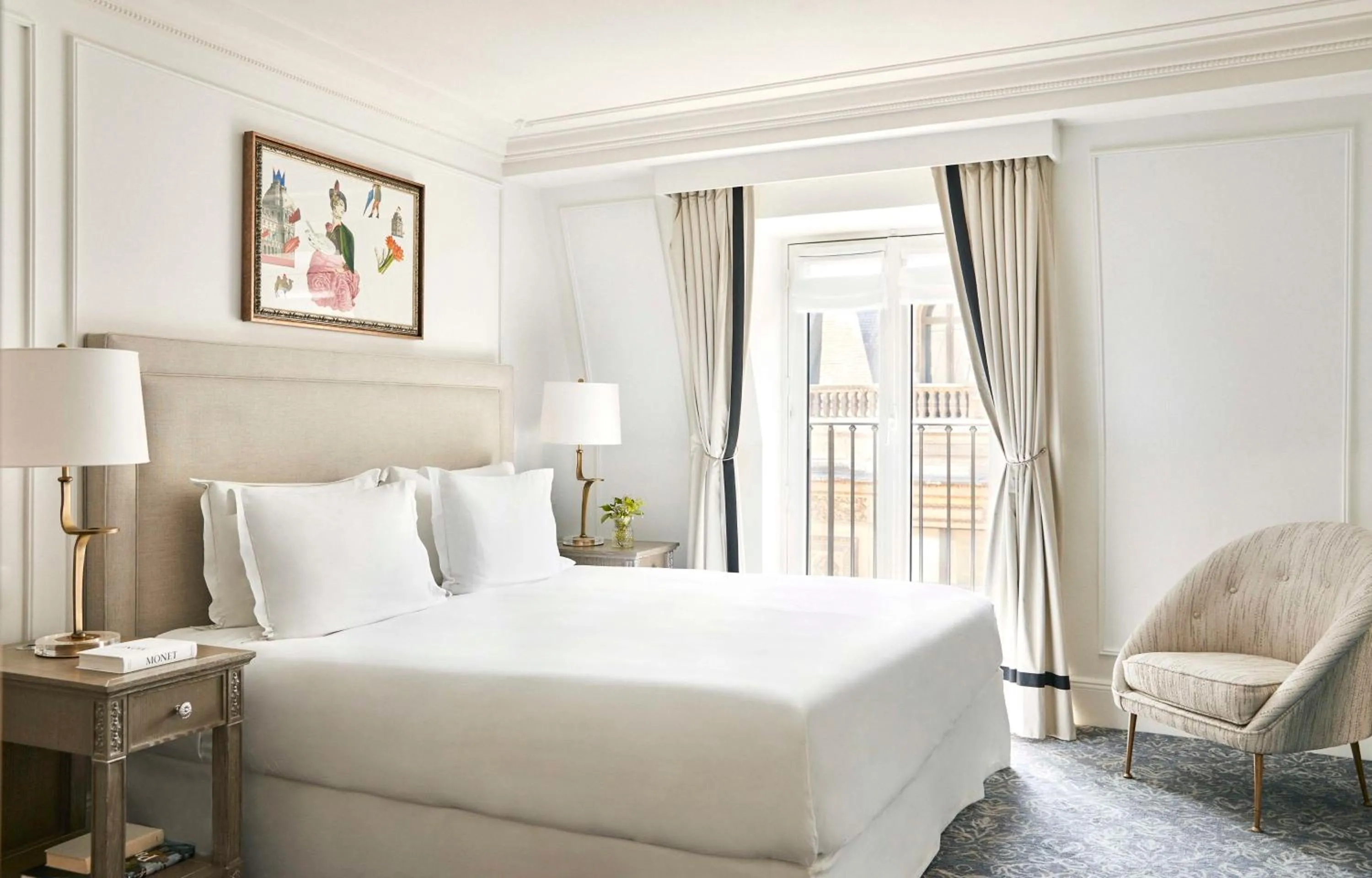 Photo of the whole room, Bed in Hôtel du Louvre, in The Unbound Collection by Hyatt