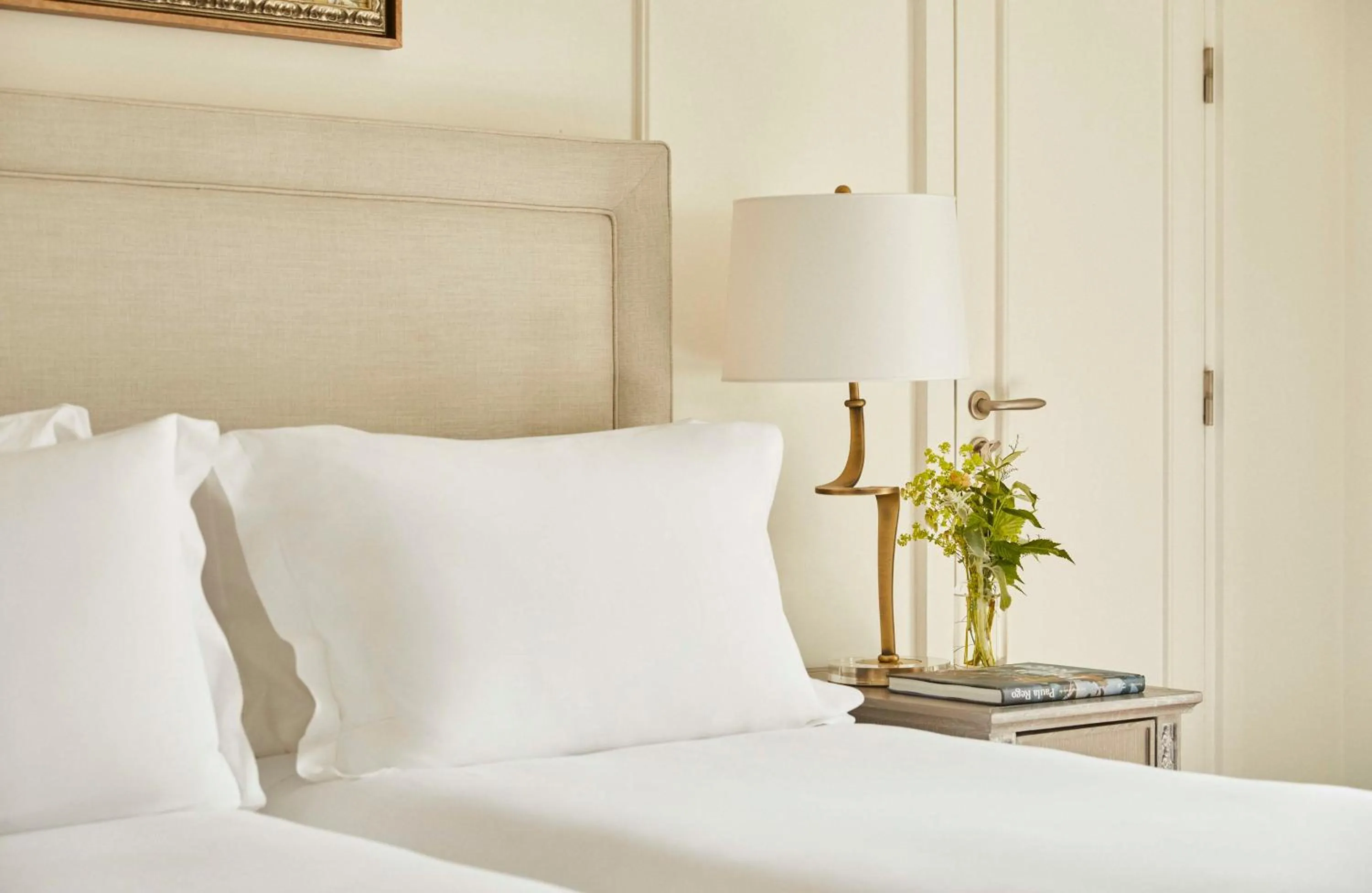 Bedroom, Bed in Hôtel du Louvre, in The Unbound Collection by Hyatt