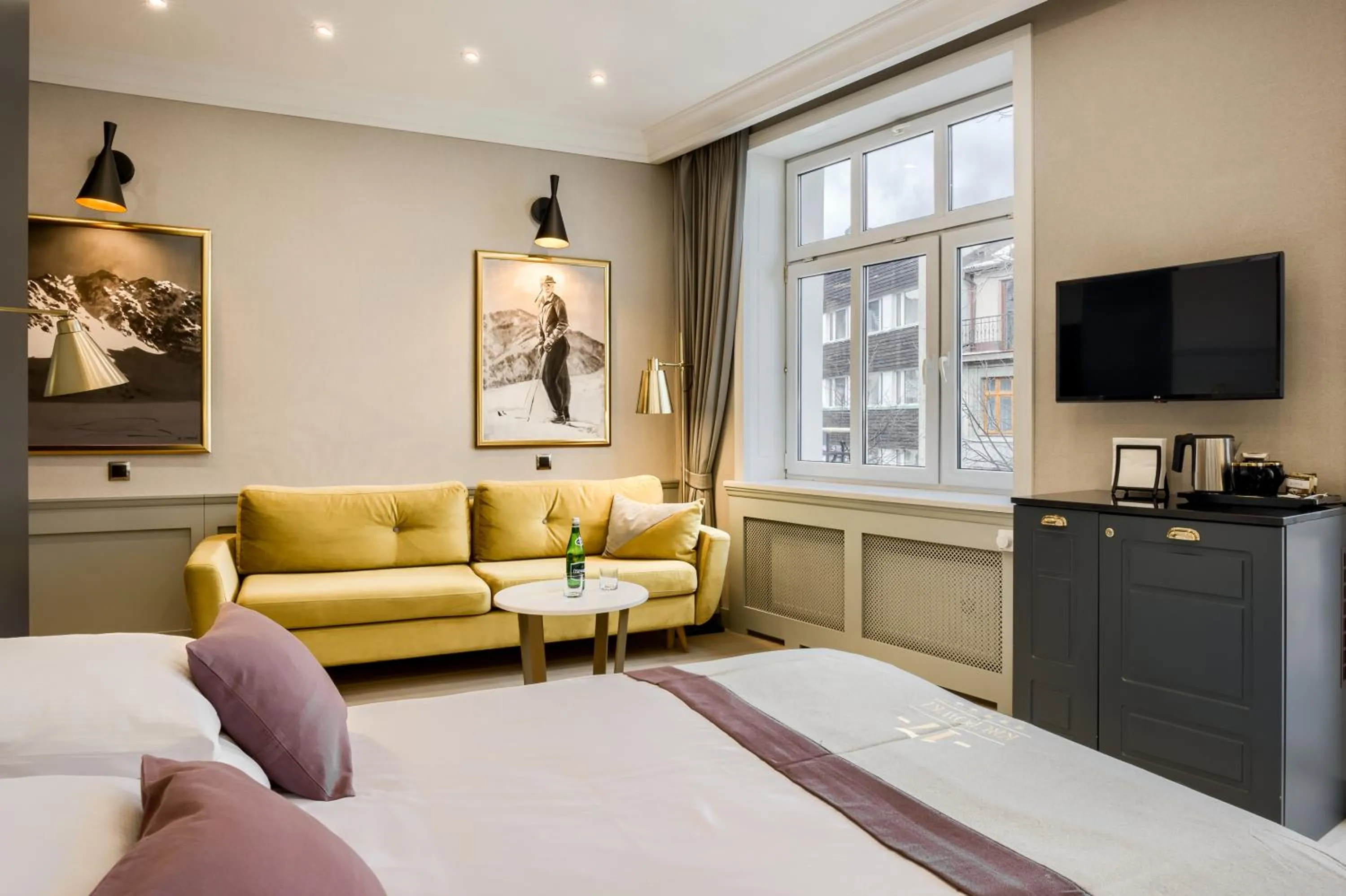 Bed in Krupówki 17 Resort & SPA