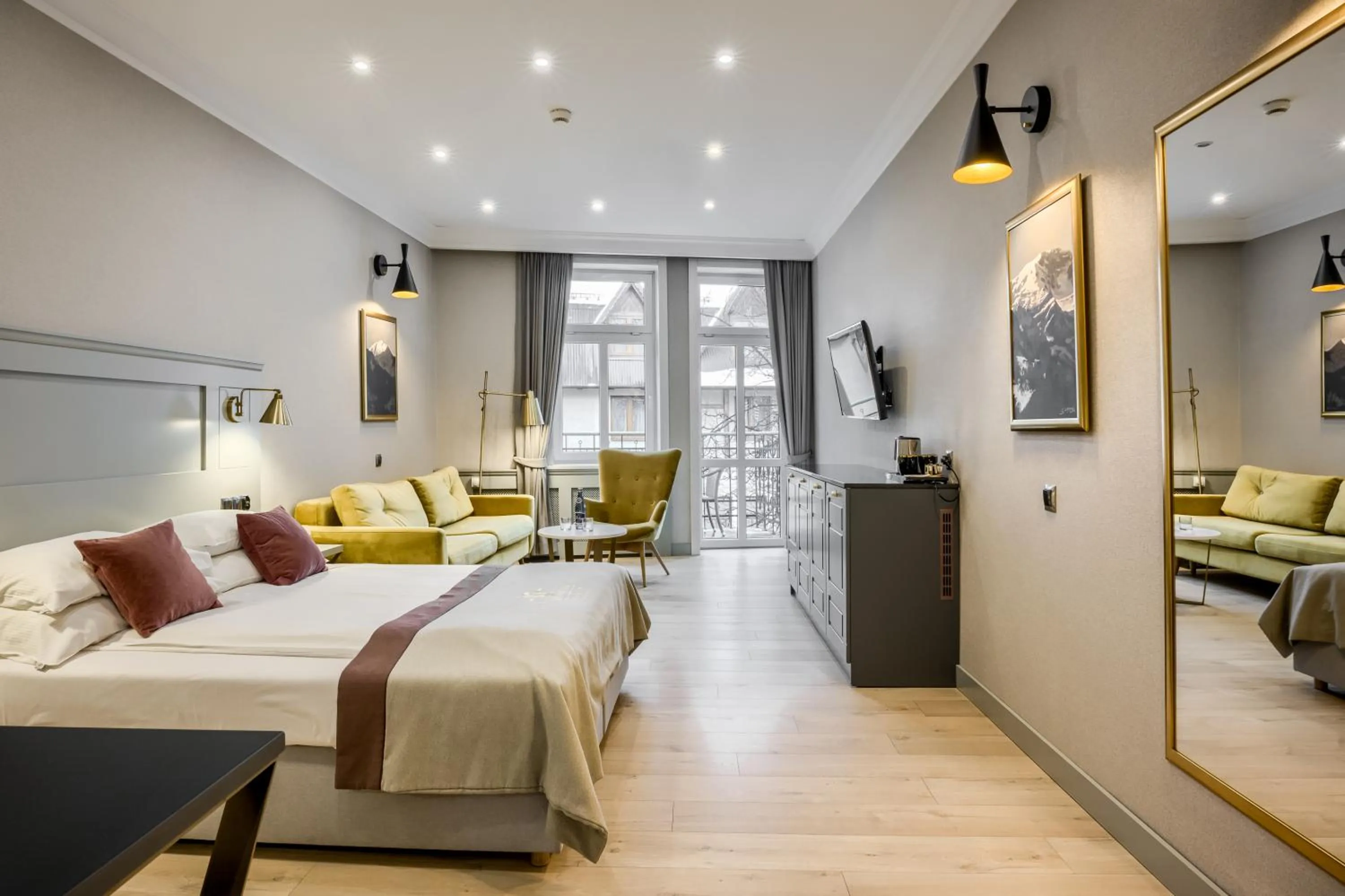 Bed in Krupówki 17 Resort & SPA