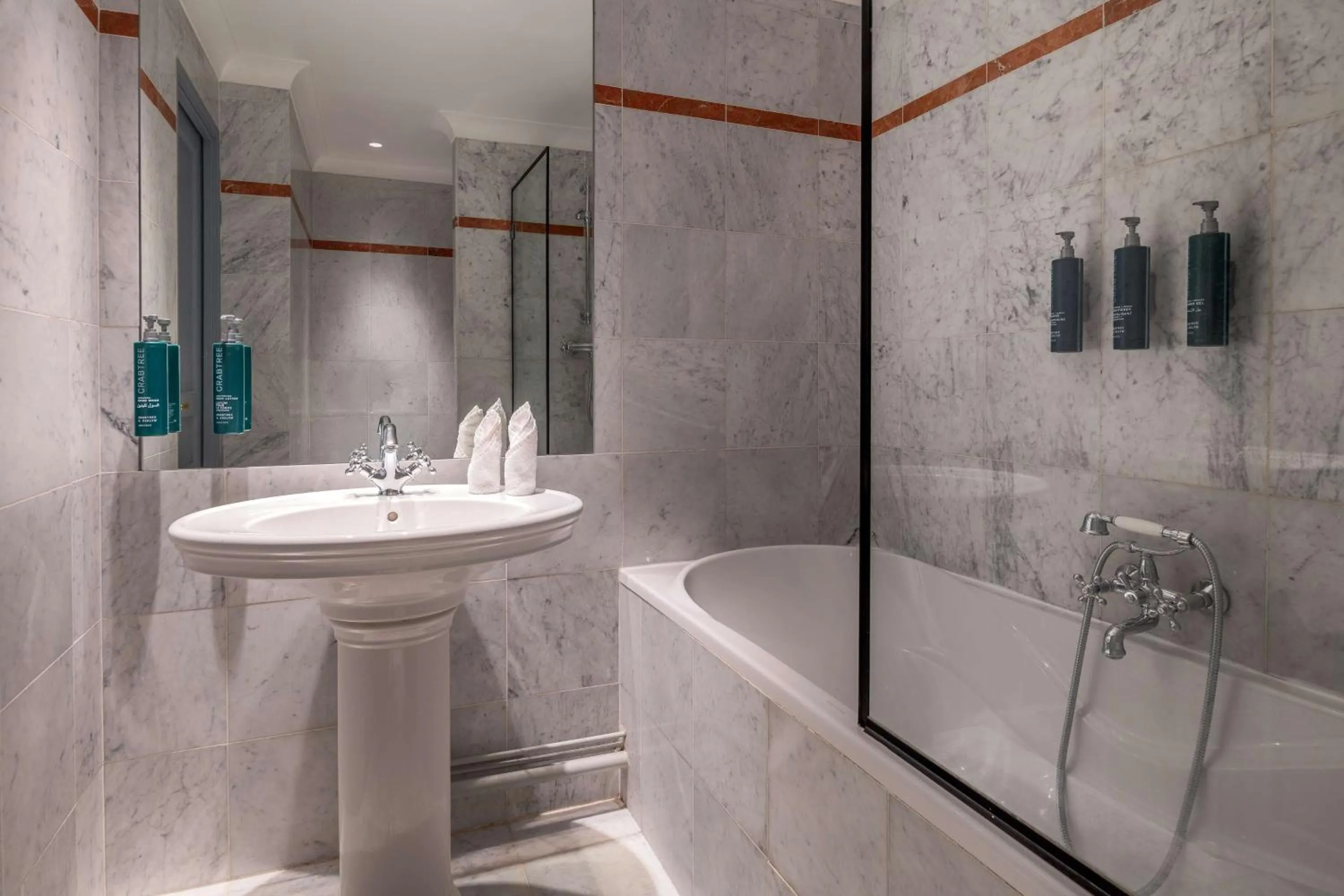 Bathroom in DoubleTree by Hilton Paris Bougival