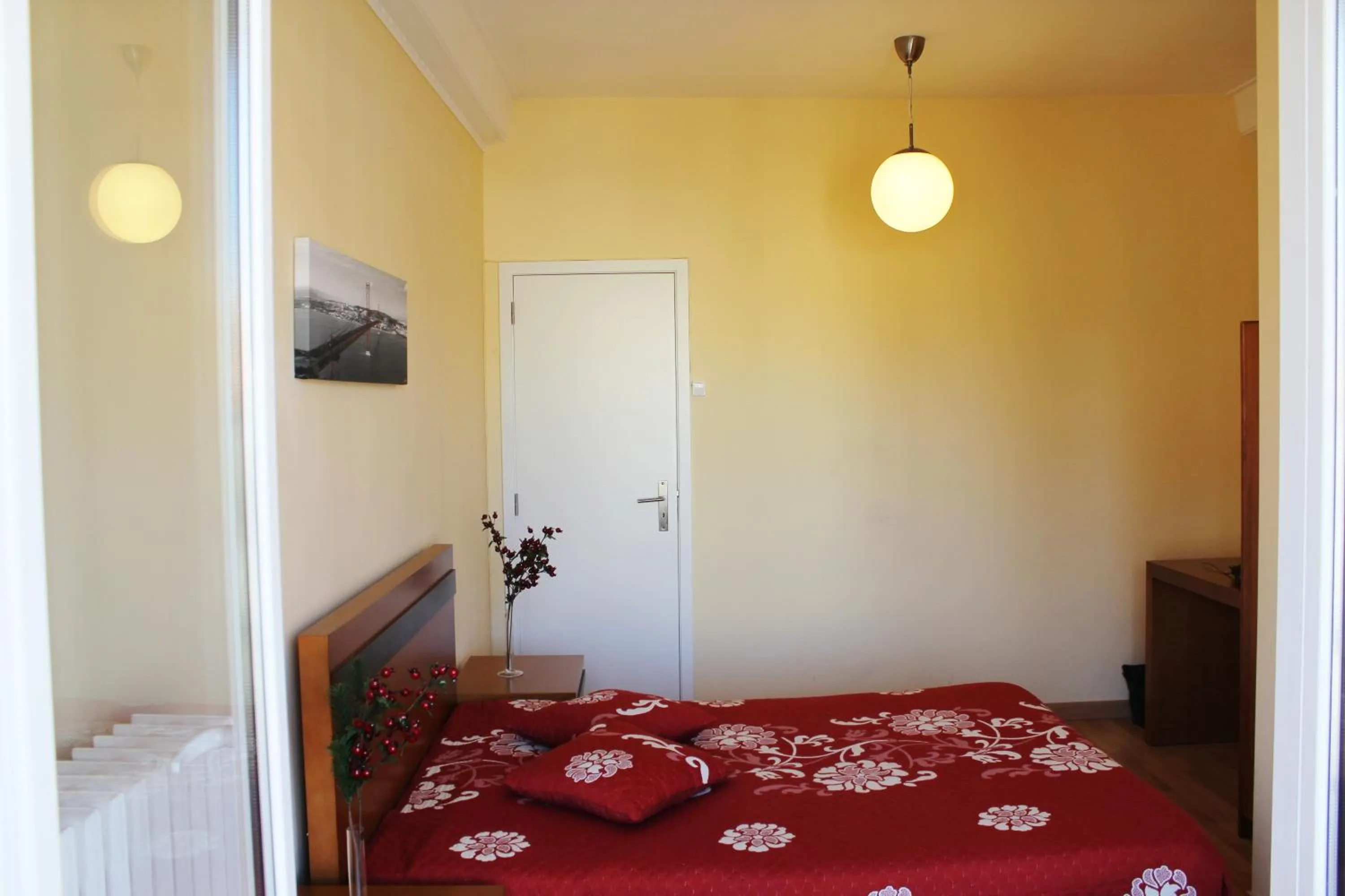 Bed in Residencial Duque de Saldanha