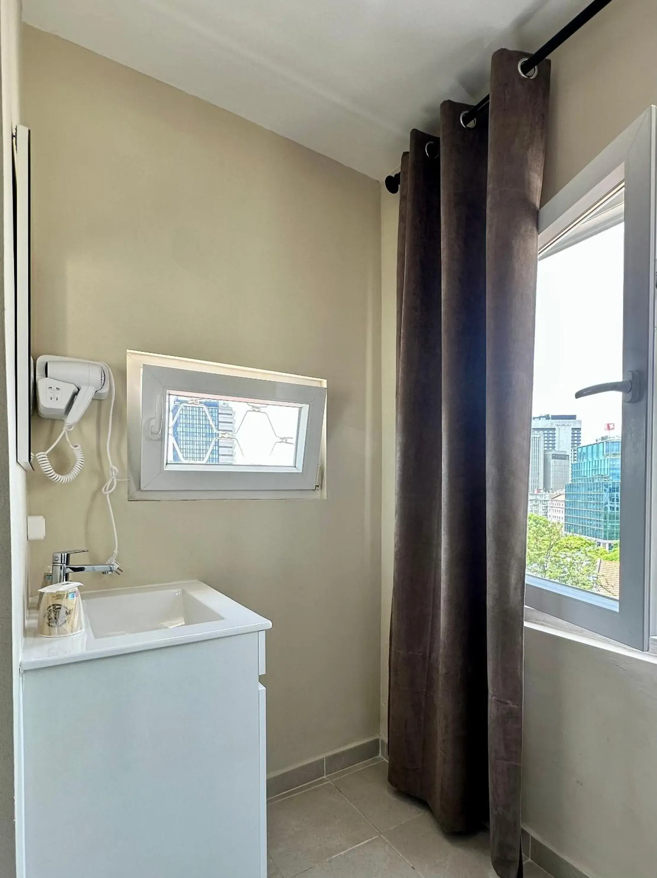 Double Room with Extra Bed in Residencial Duque de Saldanha Double Room with Extra Bed in Residencial Duque de Saldanha