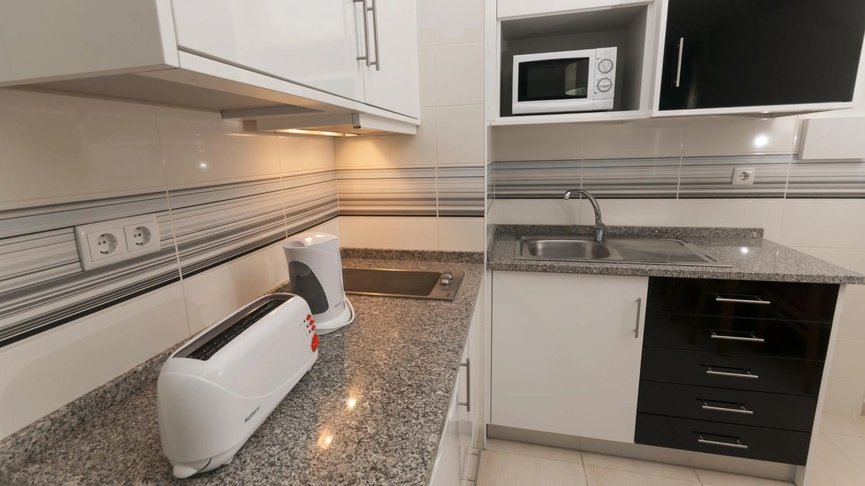 Kitchen or kitchenette in Studio 17 by Atlantichotels - AL