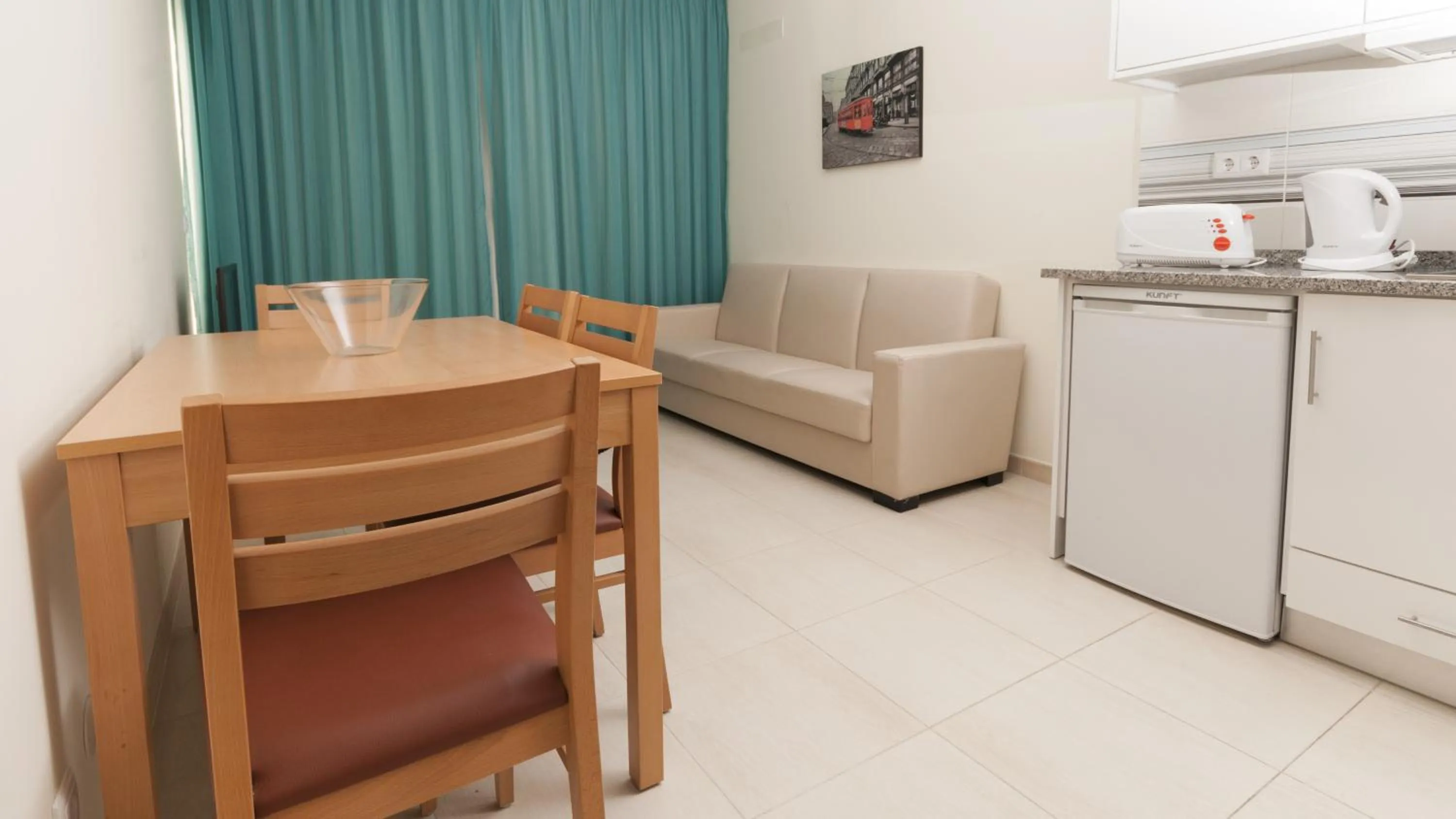 Living room in Studio 17 by Atlantichotels - AL