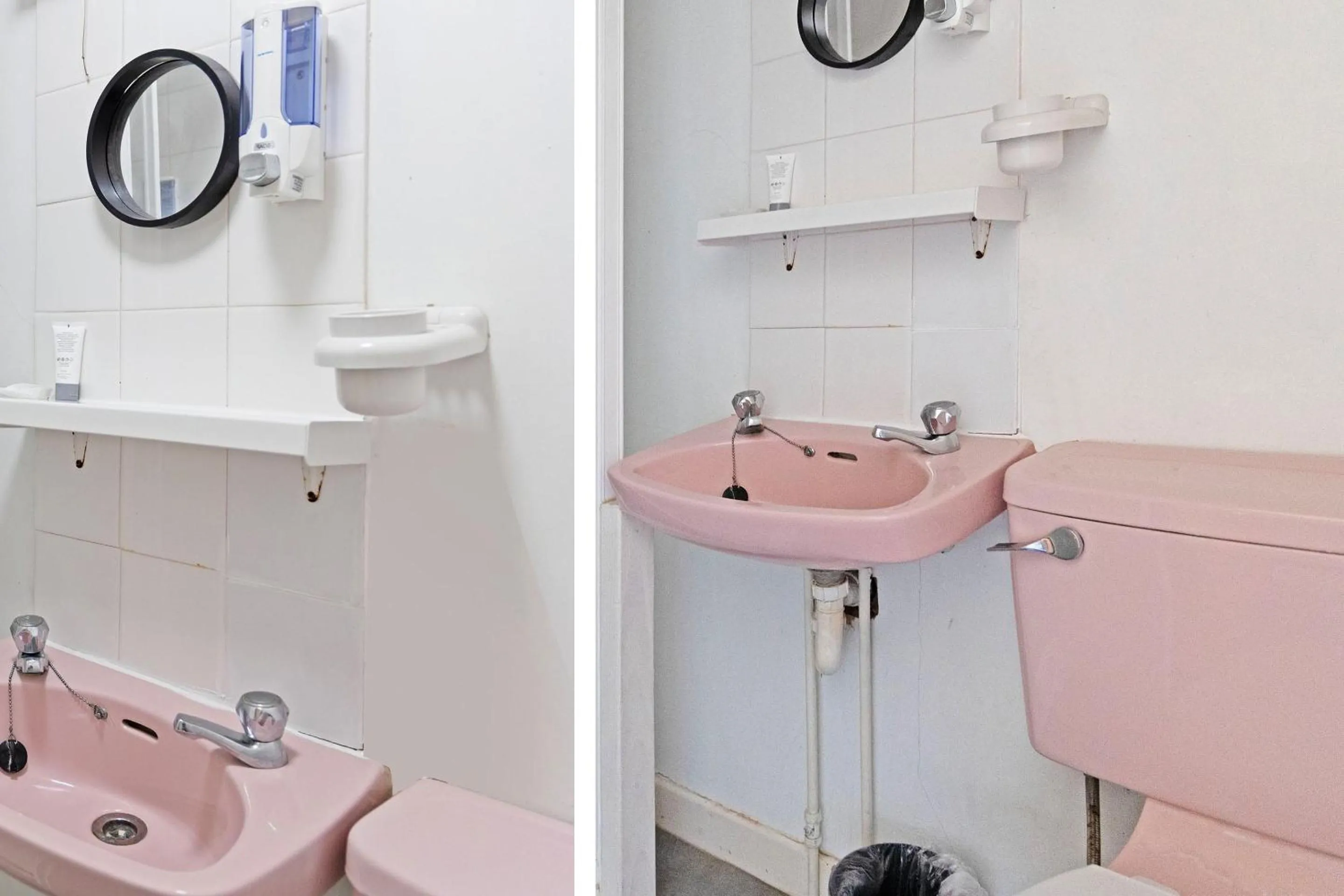 Bathroom in Harlands Hotel