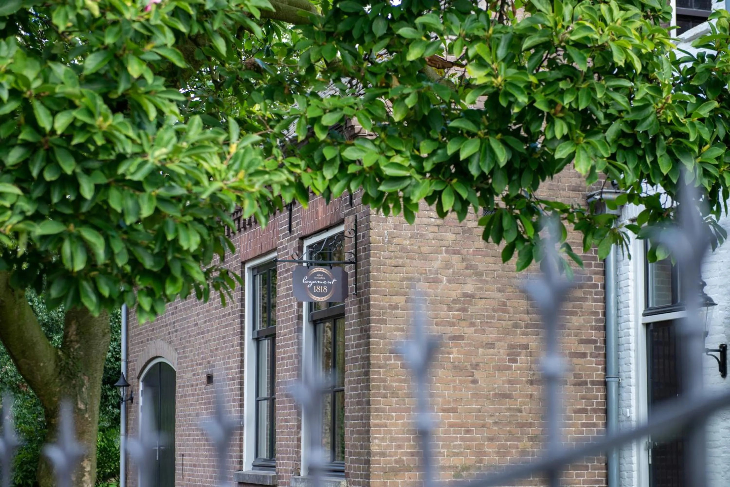 Property building in Logement 1818