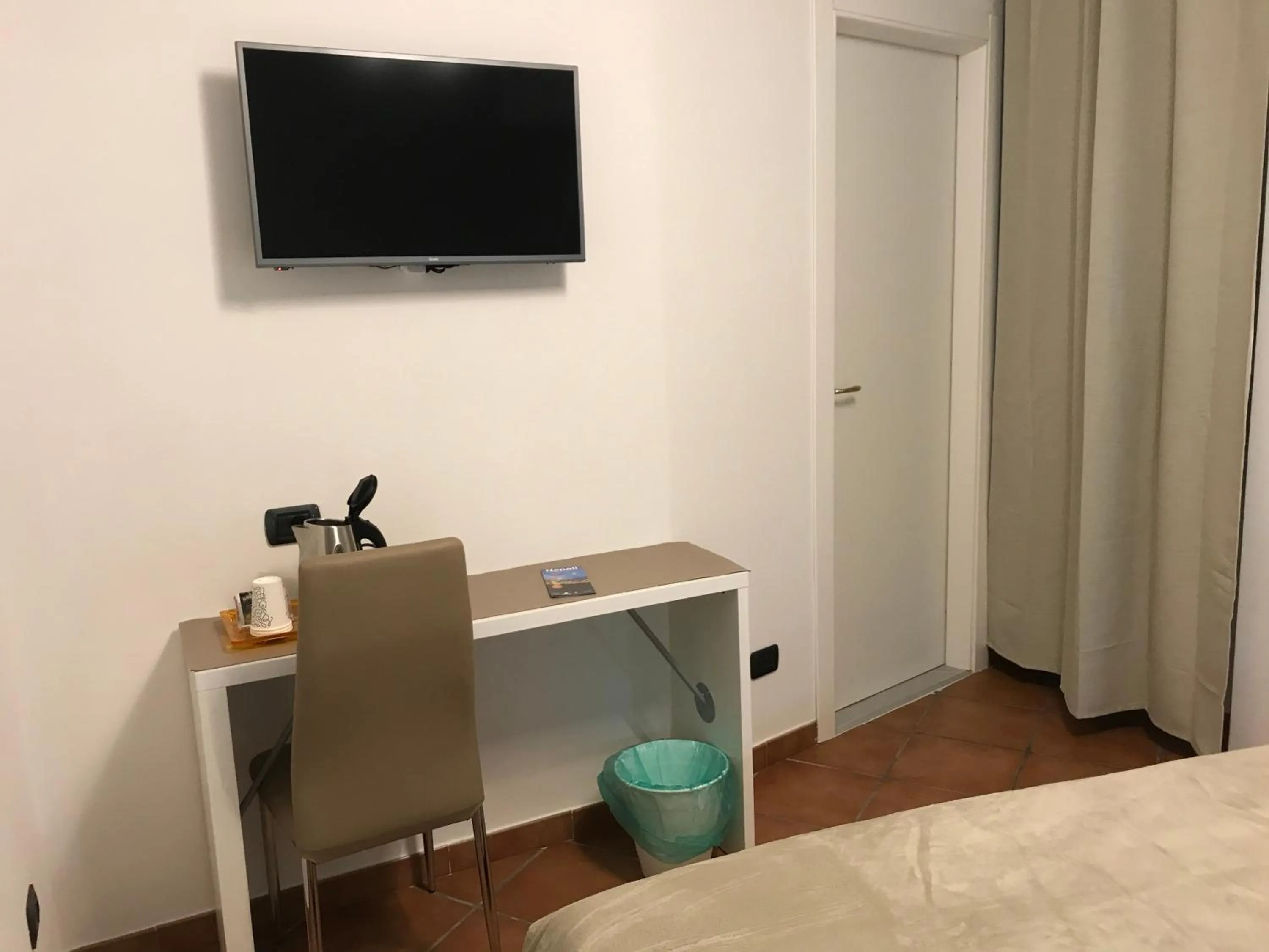 Bed in Base Napoli Plebiscito