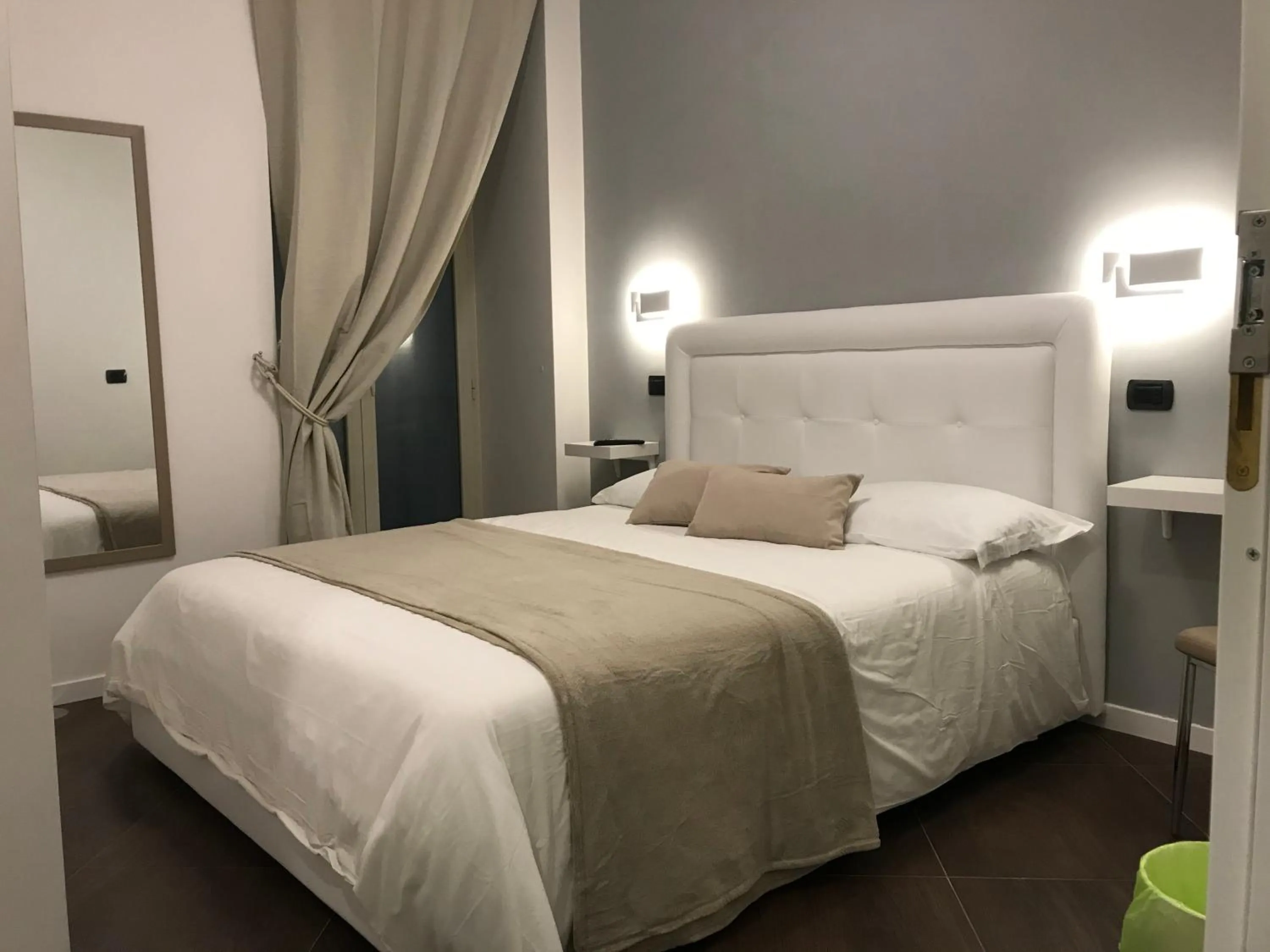 Bed in Base Napoli Plebiscito